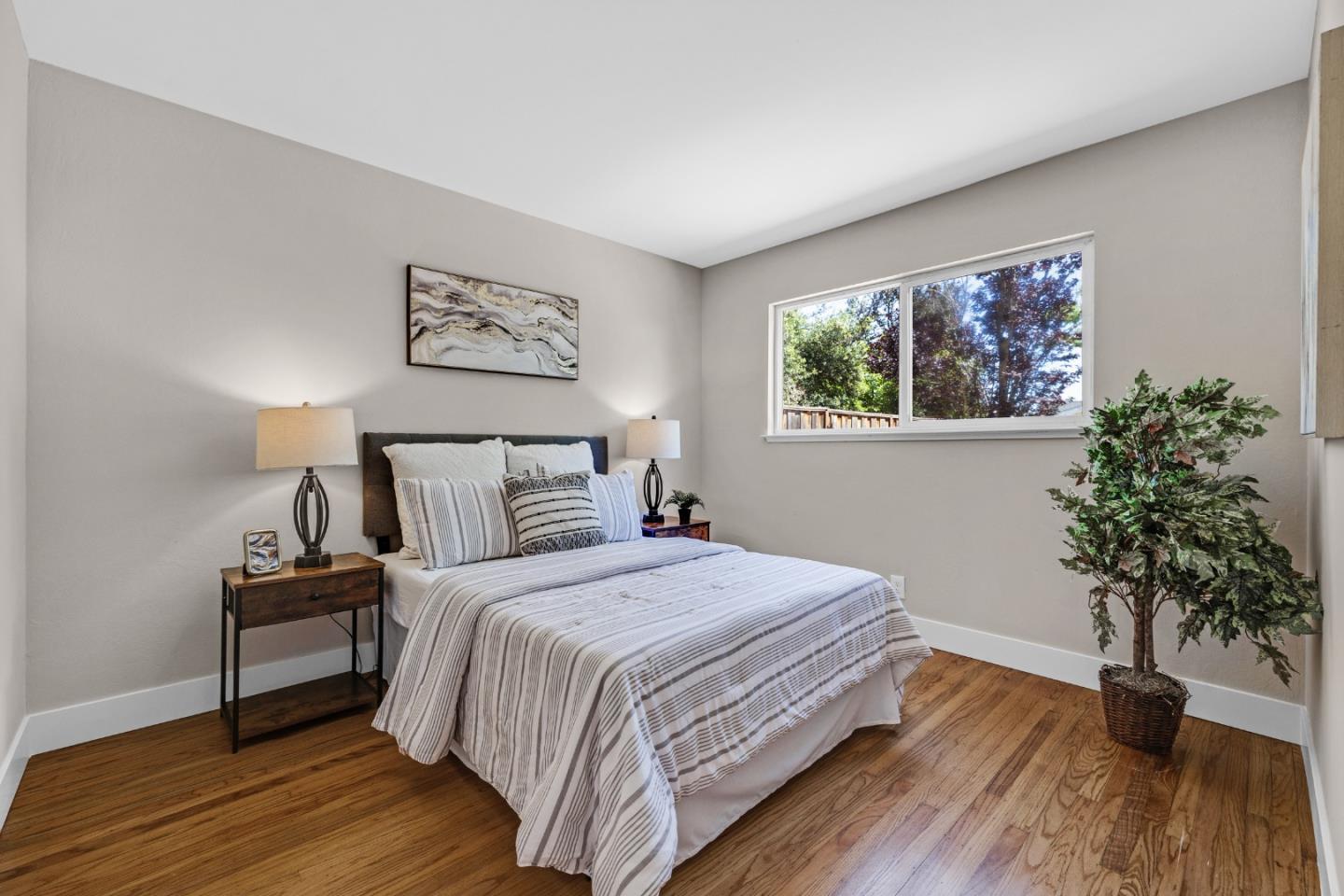 448 Greathouse DR