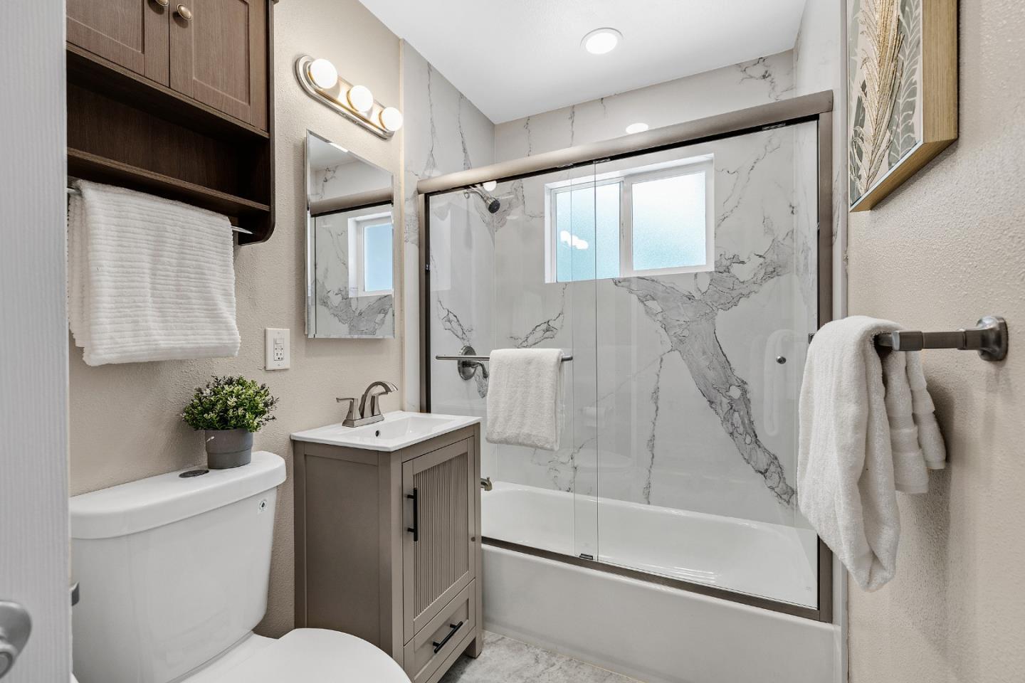 448 Greathouse DR