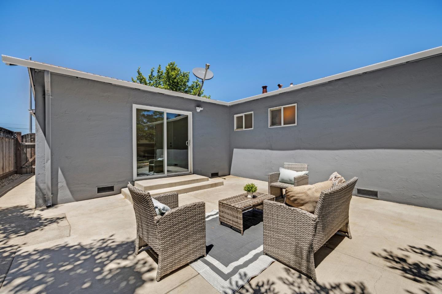 448 Greathouse DR