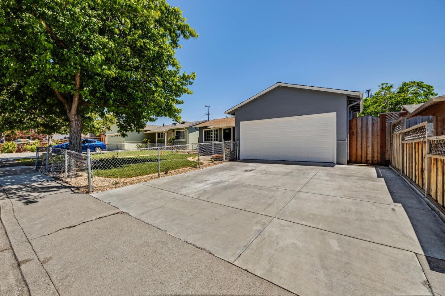 448 Greathouse DR