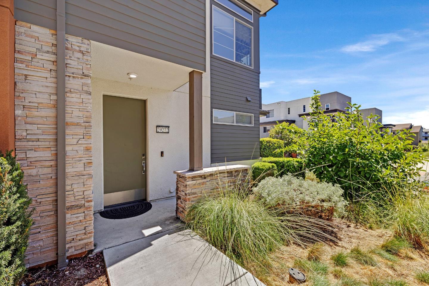29272 Hub LN