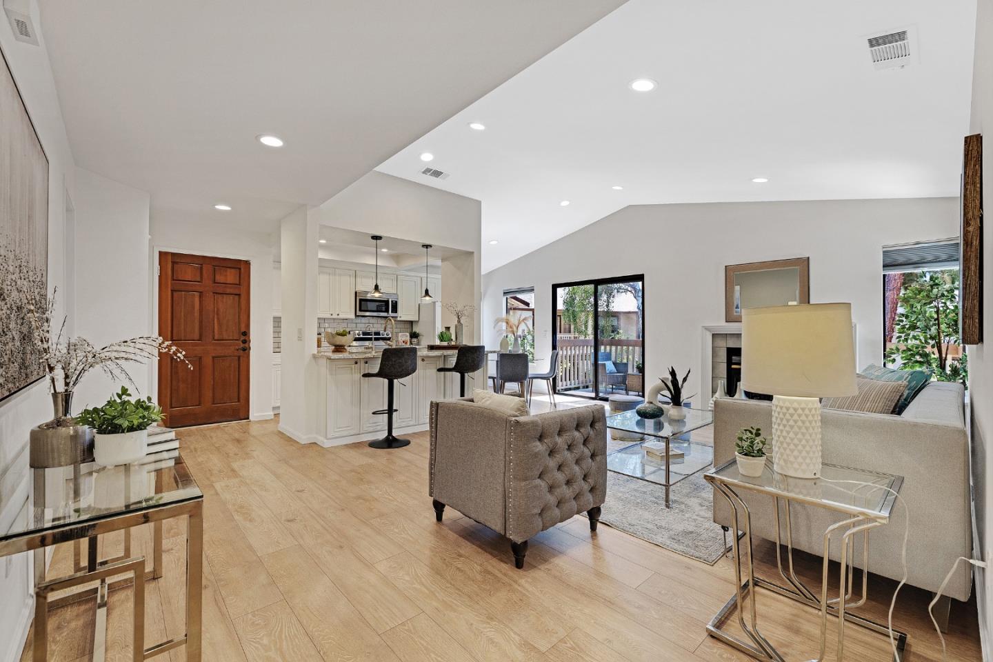 38738 Huntington CIR