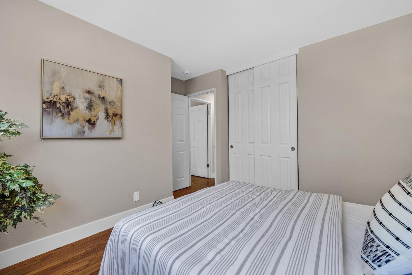 448 Greathouse DR