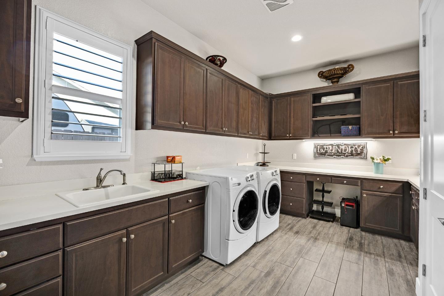 1367 Tannehill DR