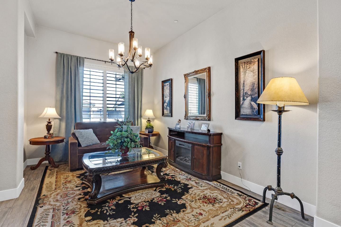 1367 Tannehill DR