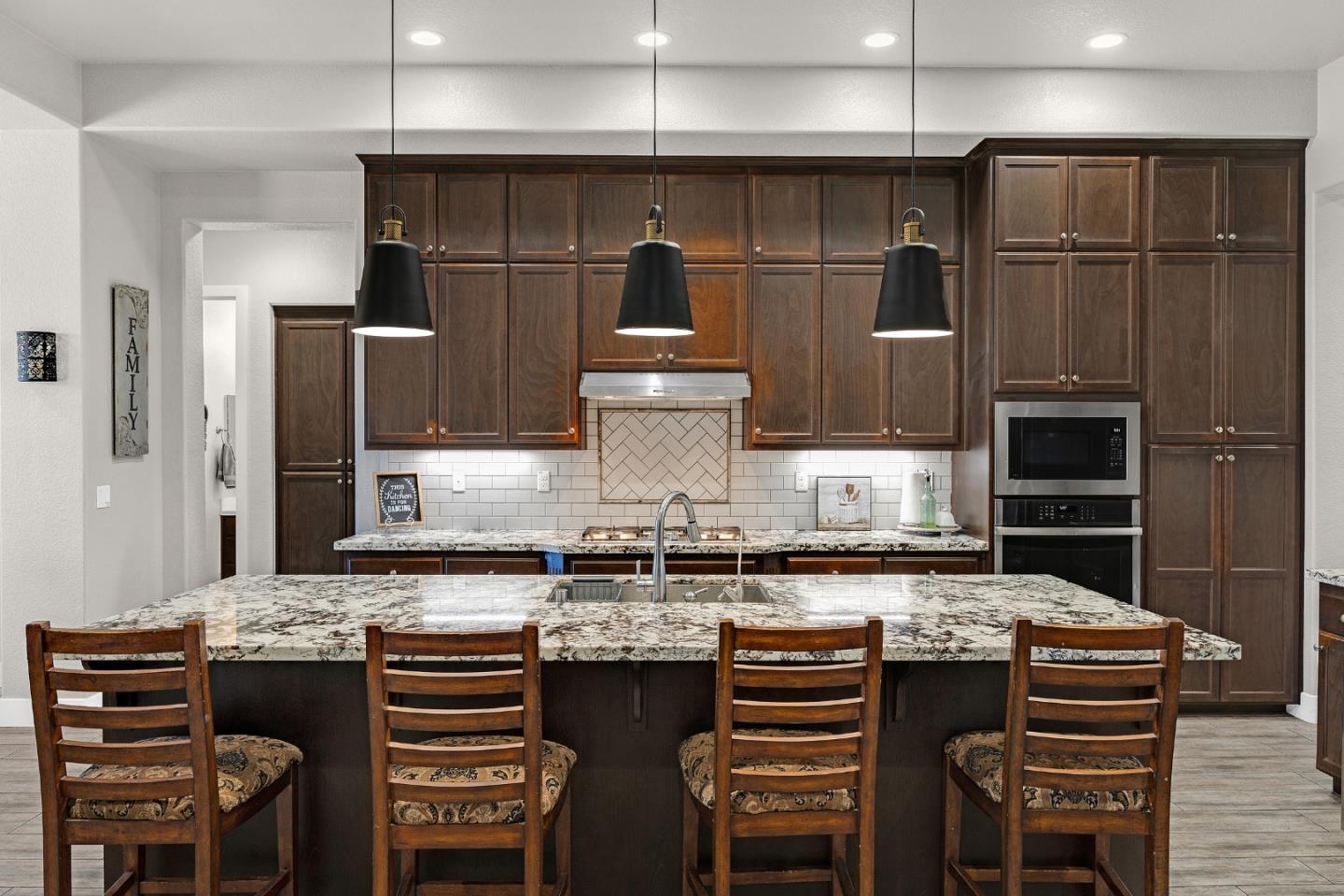 1367 Tannehill DR