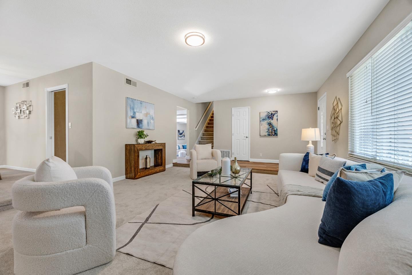 163 Rodrigues AVE