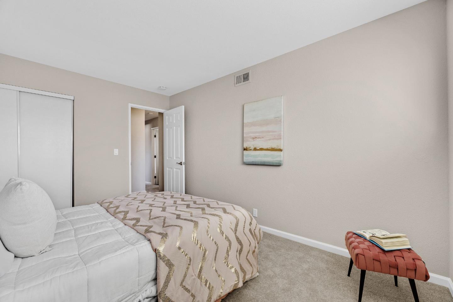163 Rodrigues AVE
