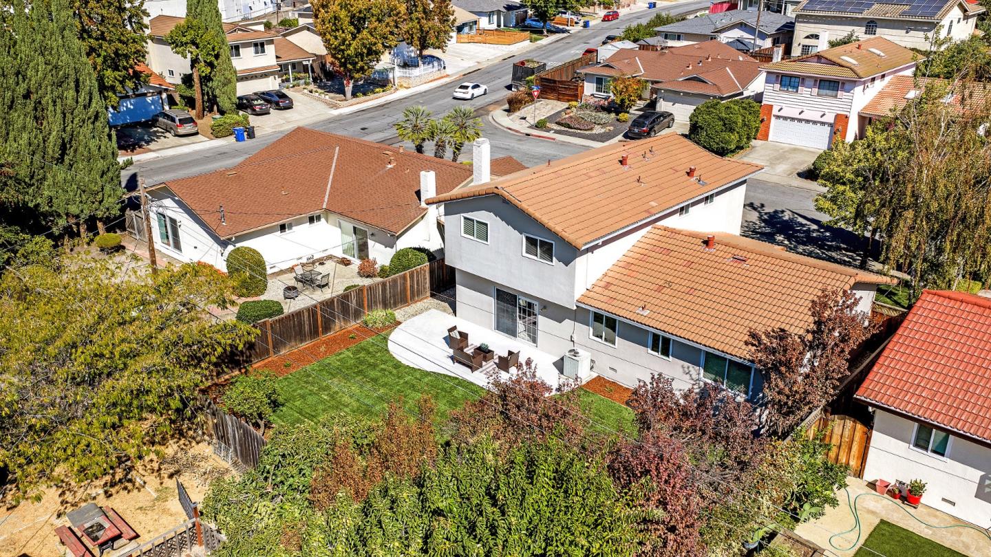 163 Rodrigues AVE