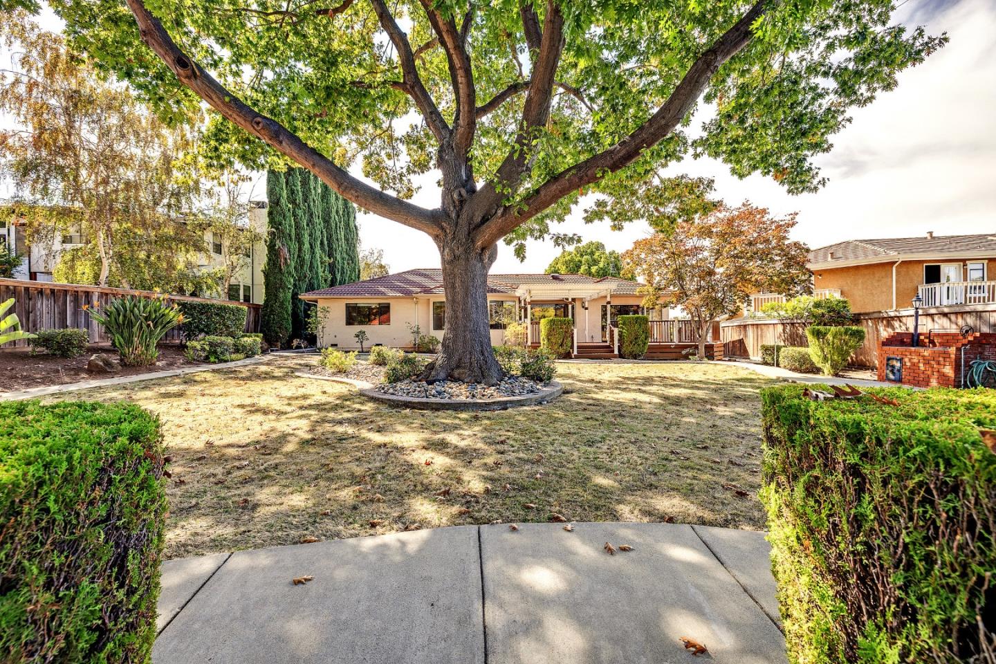 46627 Windmill DR