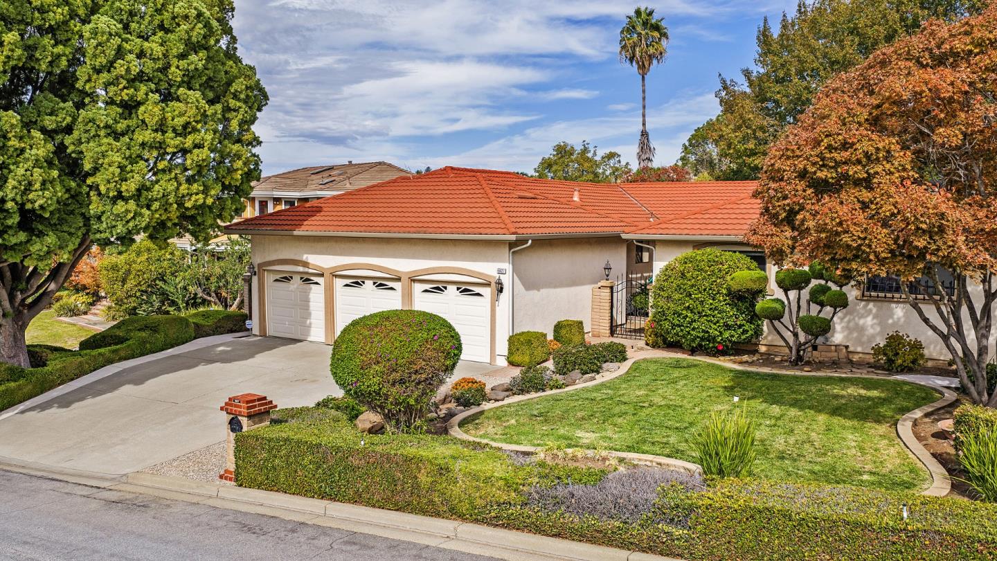 46627 Windmill DR