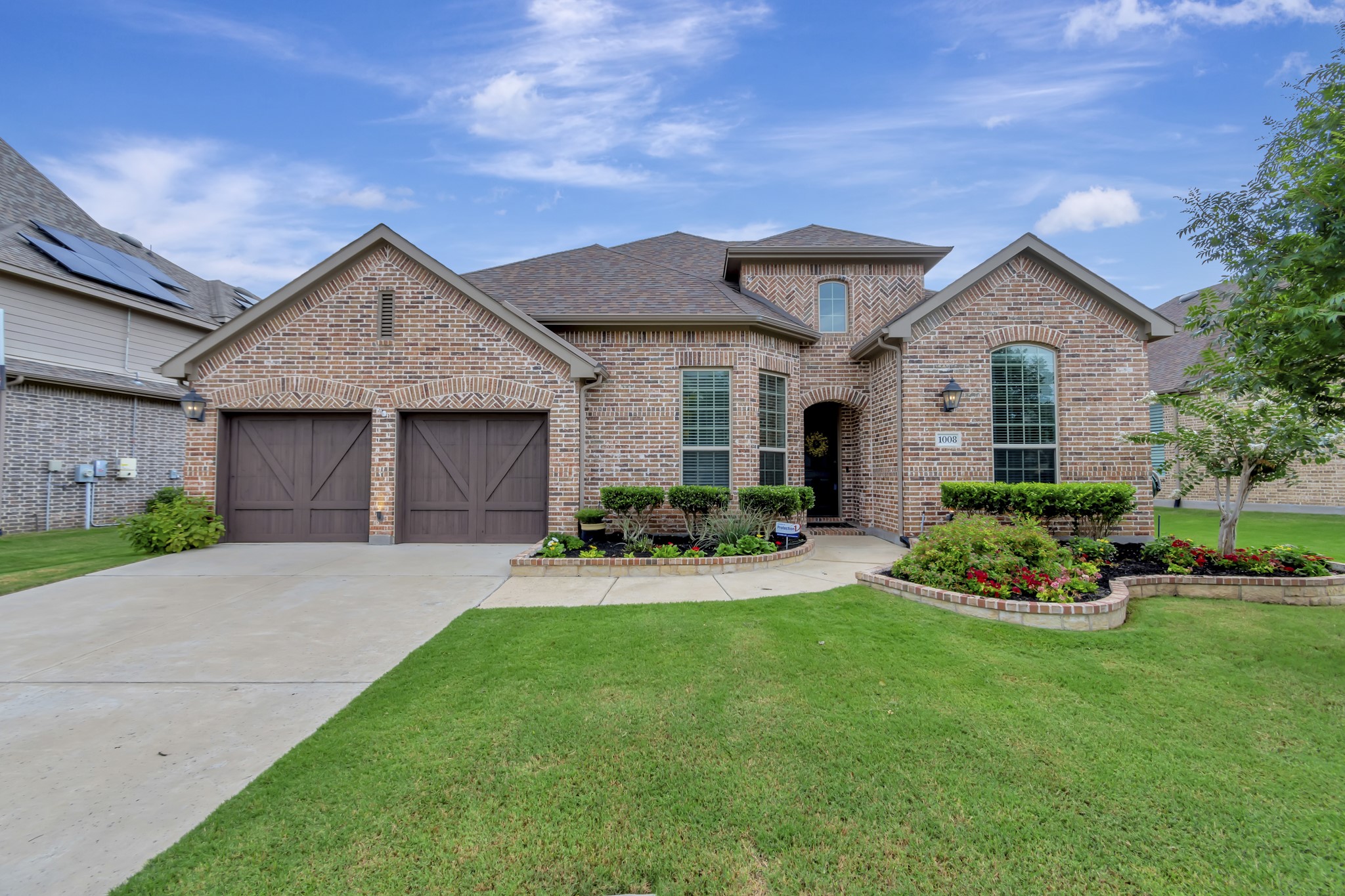 1008 W Bluff Way