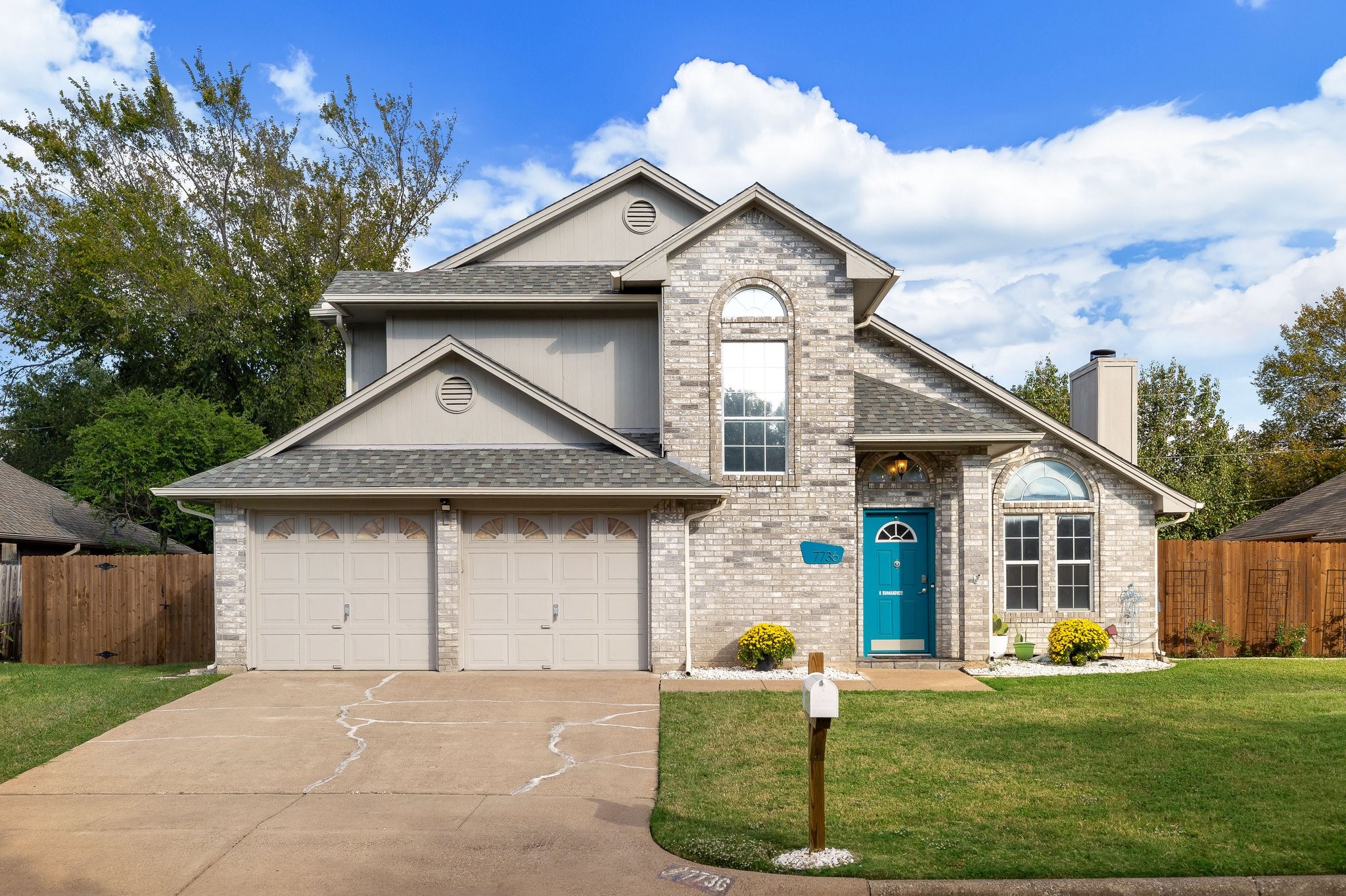 7736 Western Oaks Drive