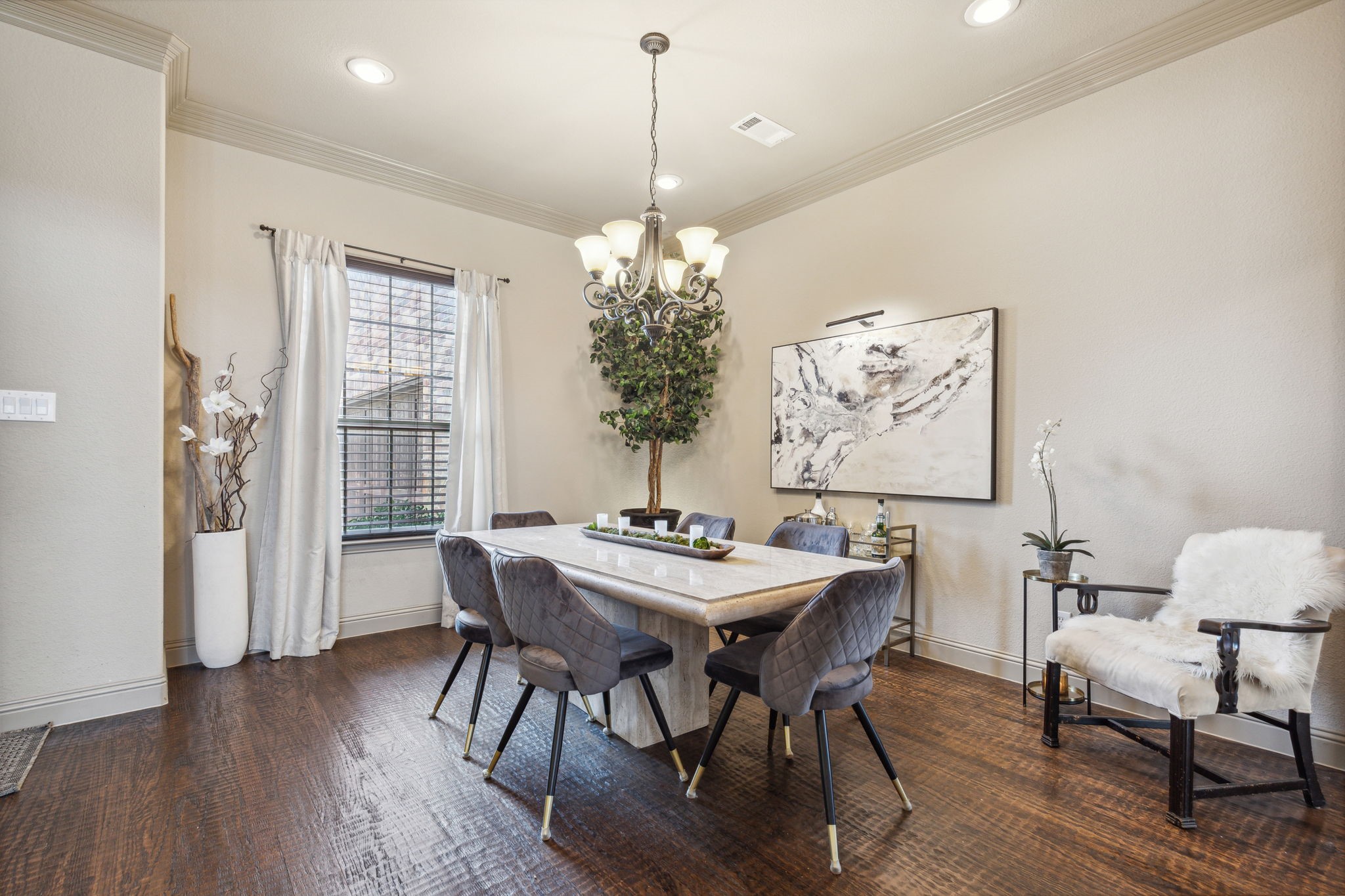 2213 Abby Lane