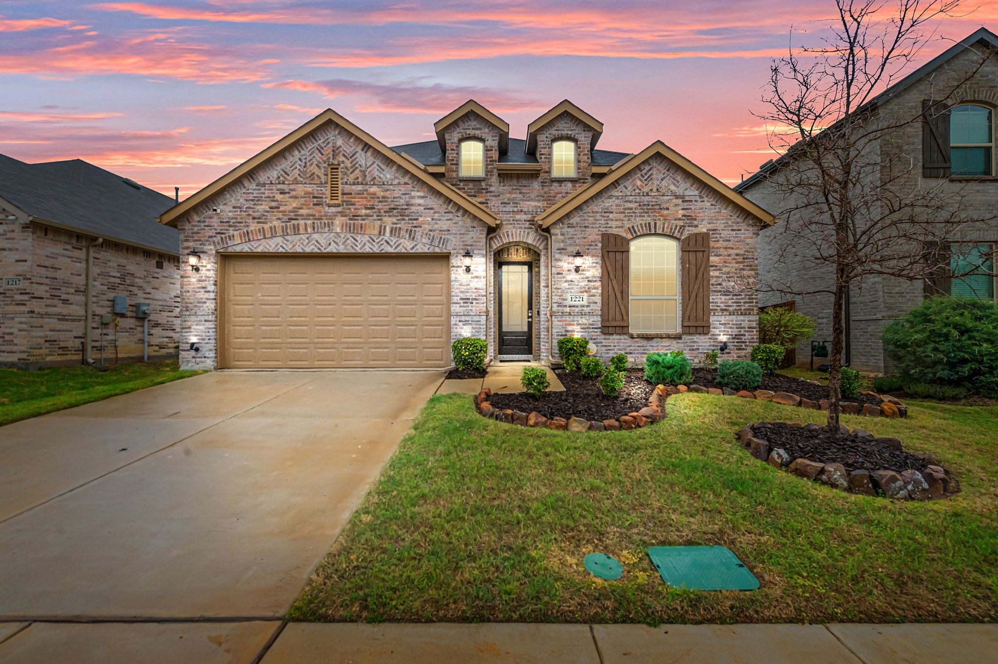 1221 Thrasher Drive