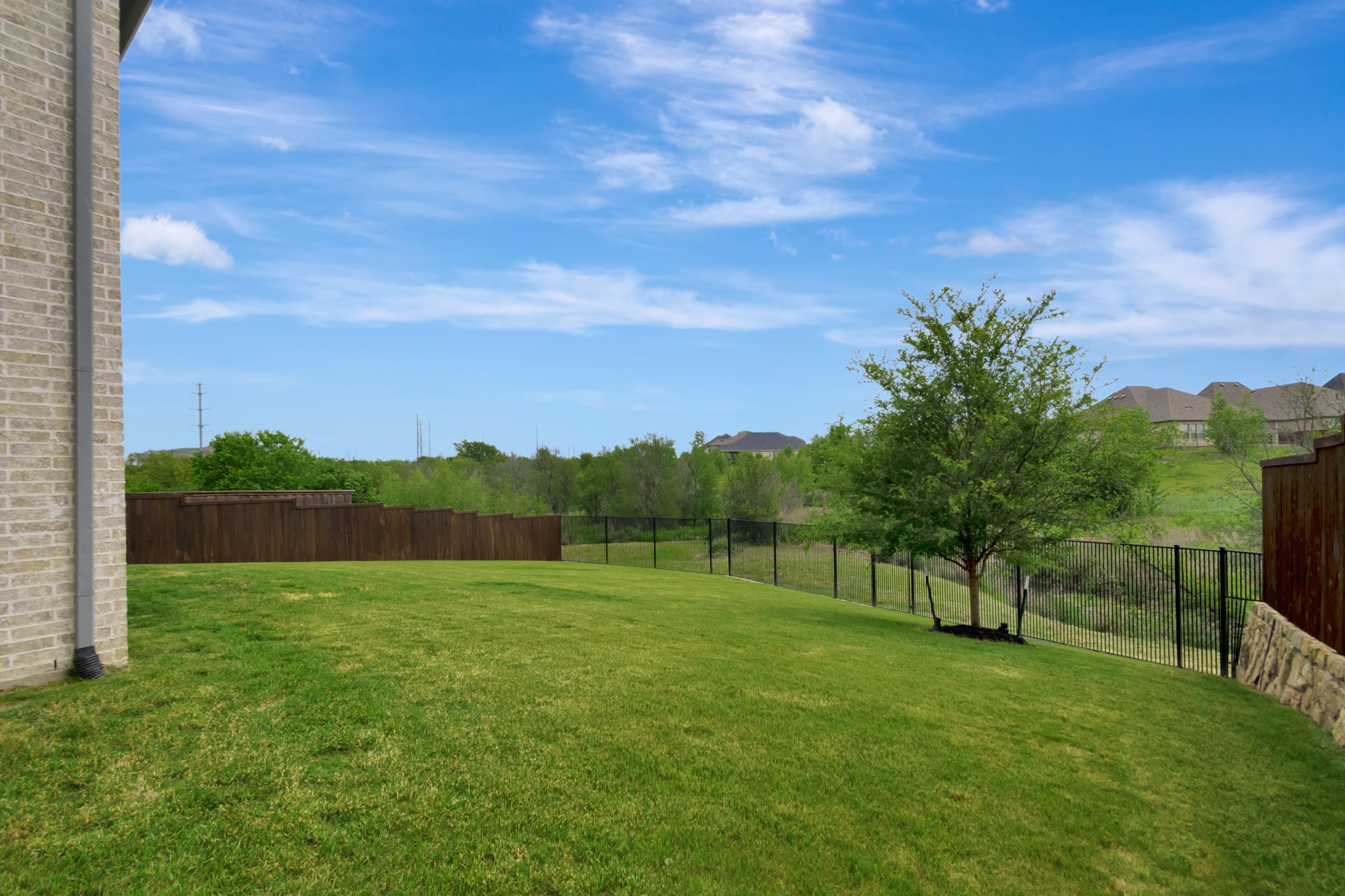 1332 Highpoint Way