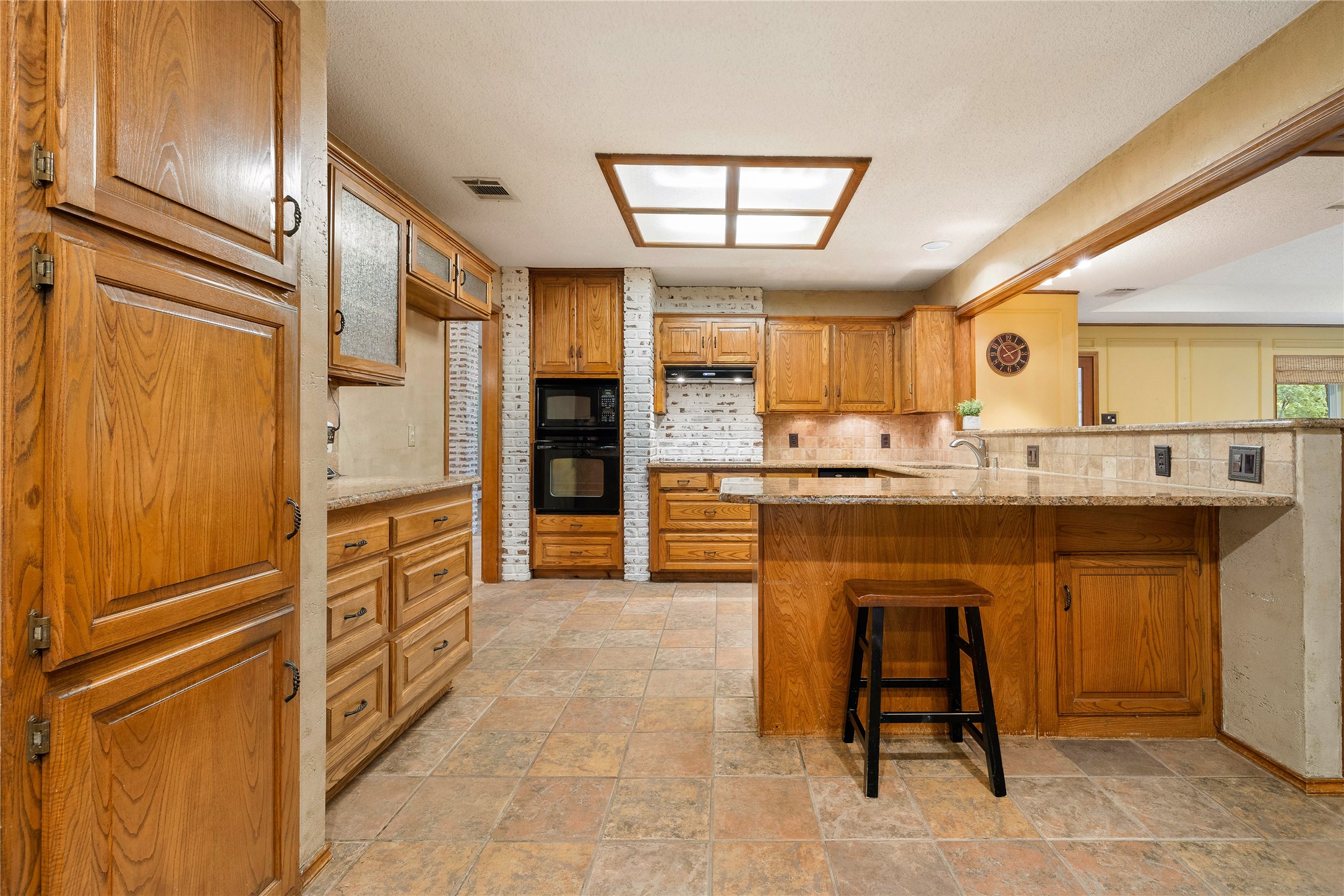 1025 Mission Drive