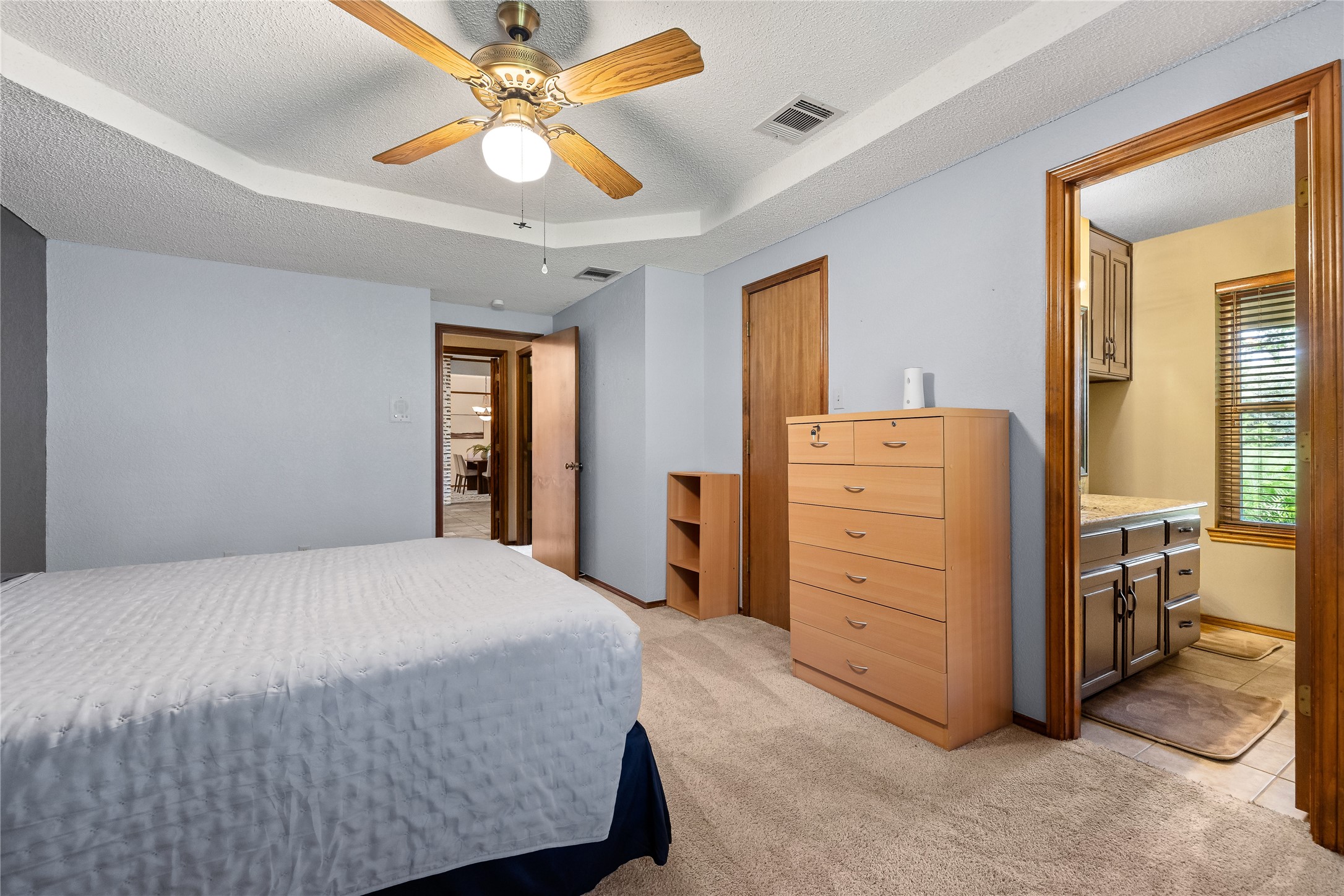 1025 Mission Drive