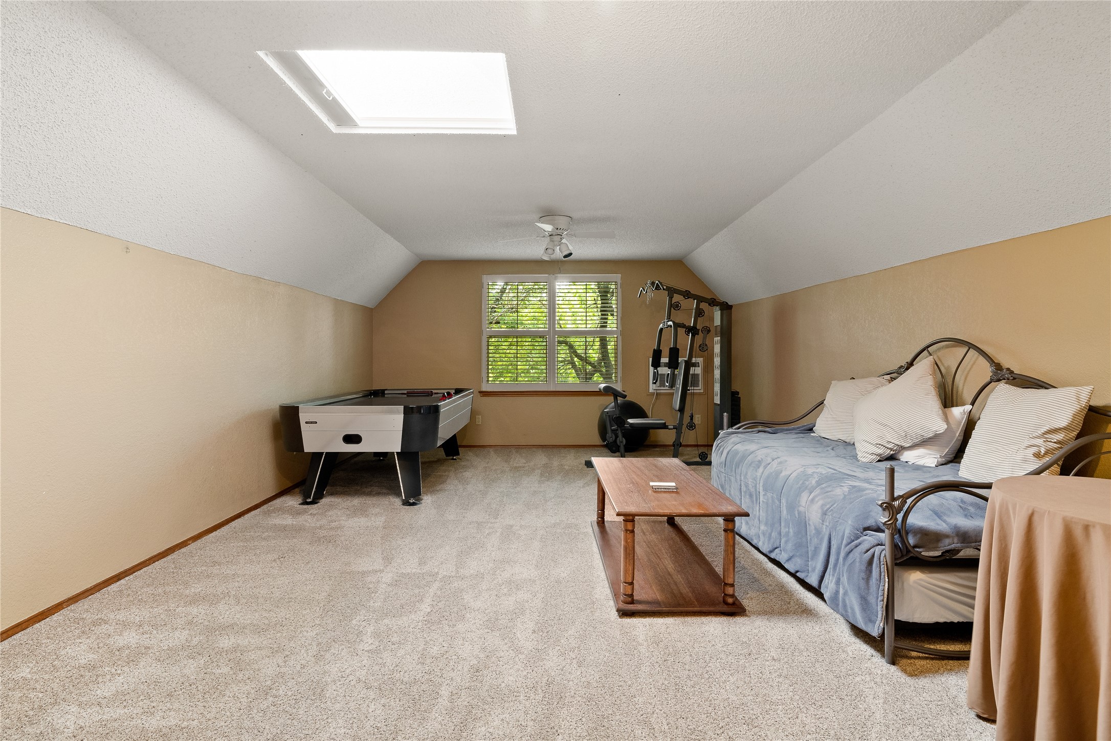 1025 Mission Drive
