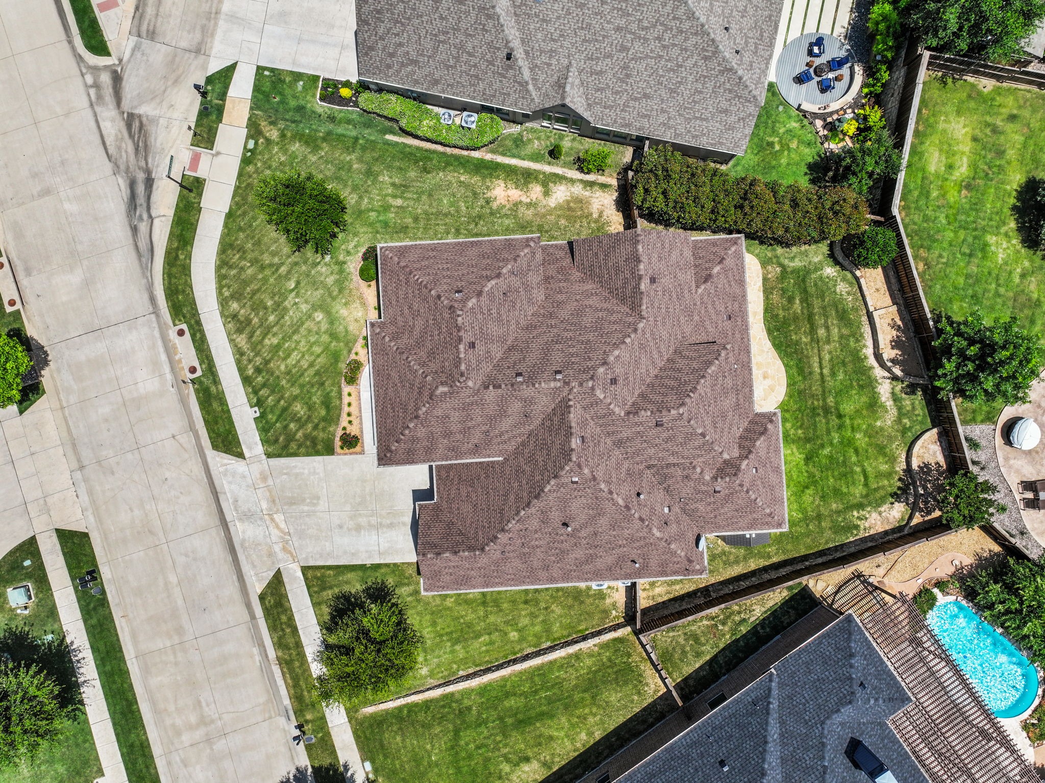1008 Broadmoor Way