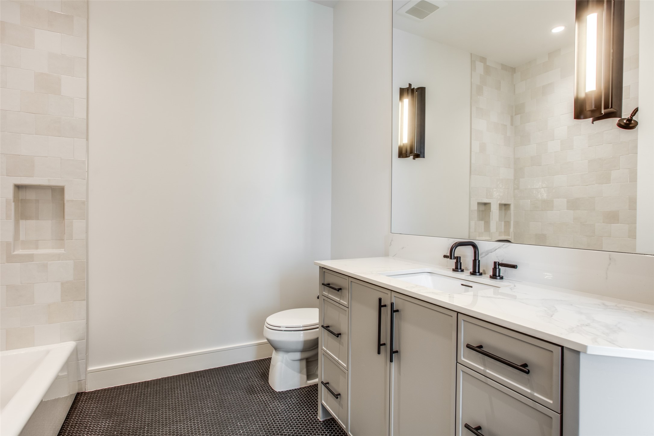 2600 Canopy Court