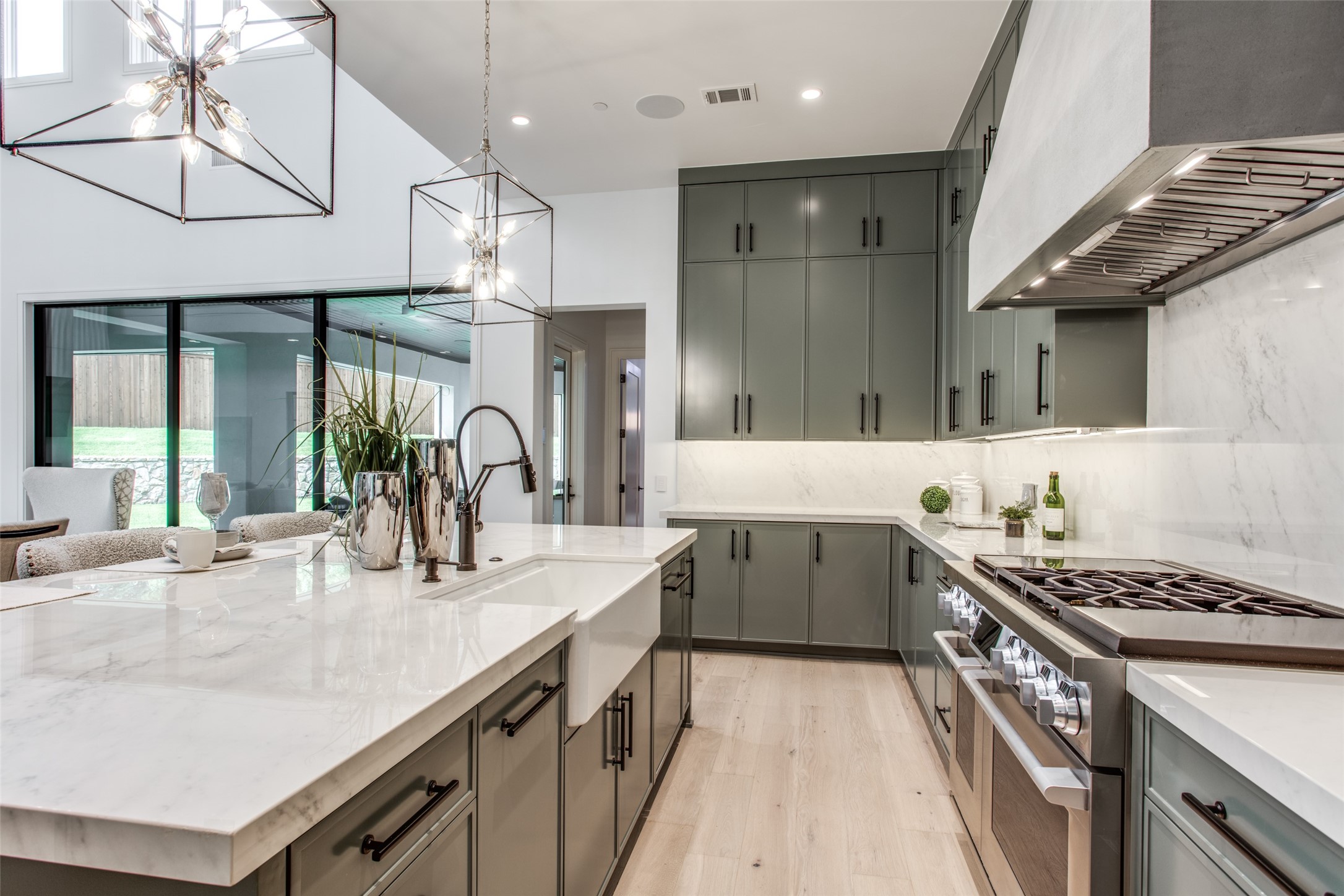 2600 Canopy Court