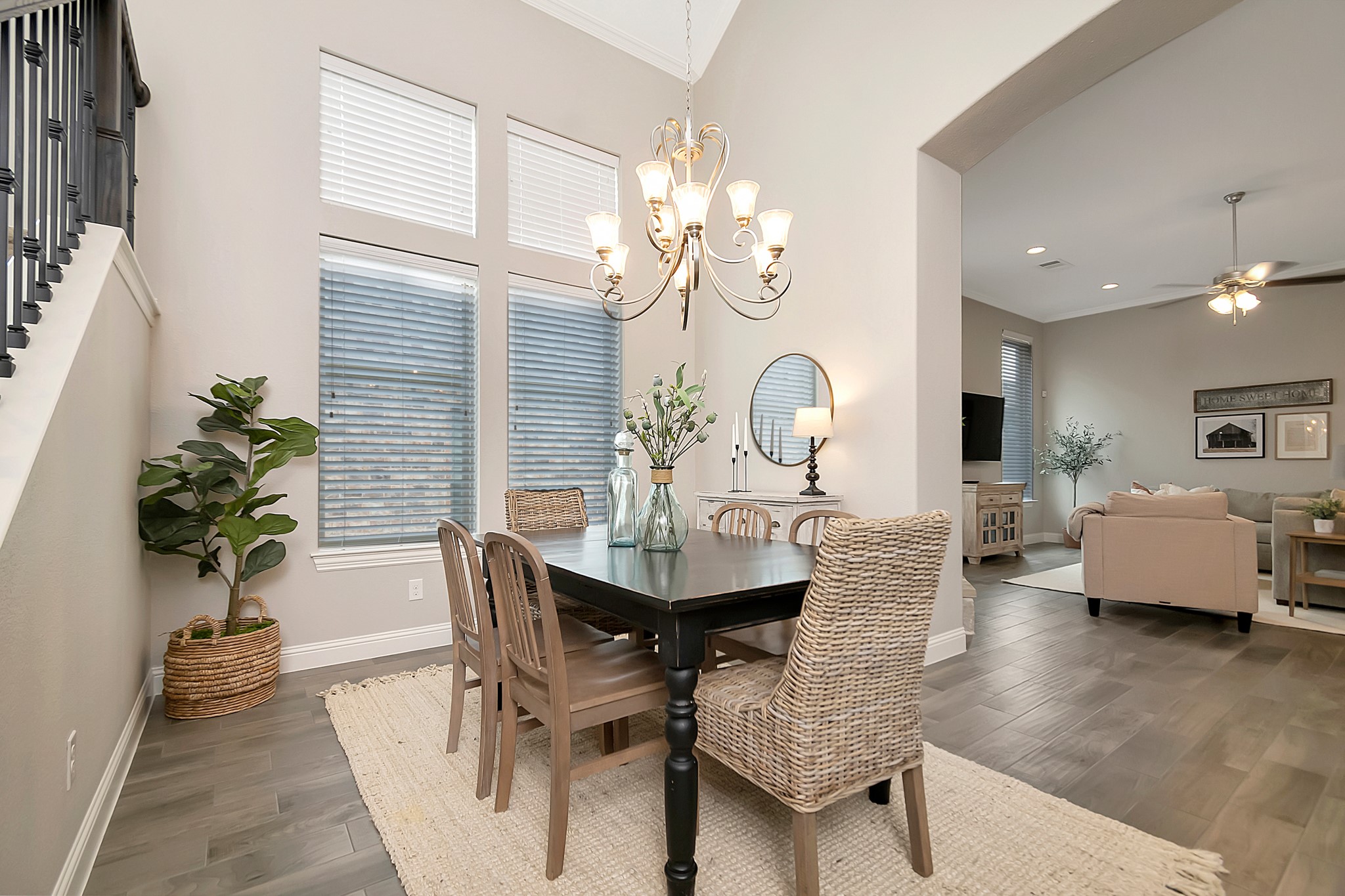 938 Lake Hills Trail