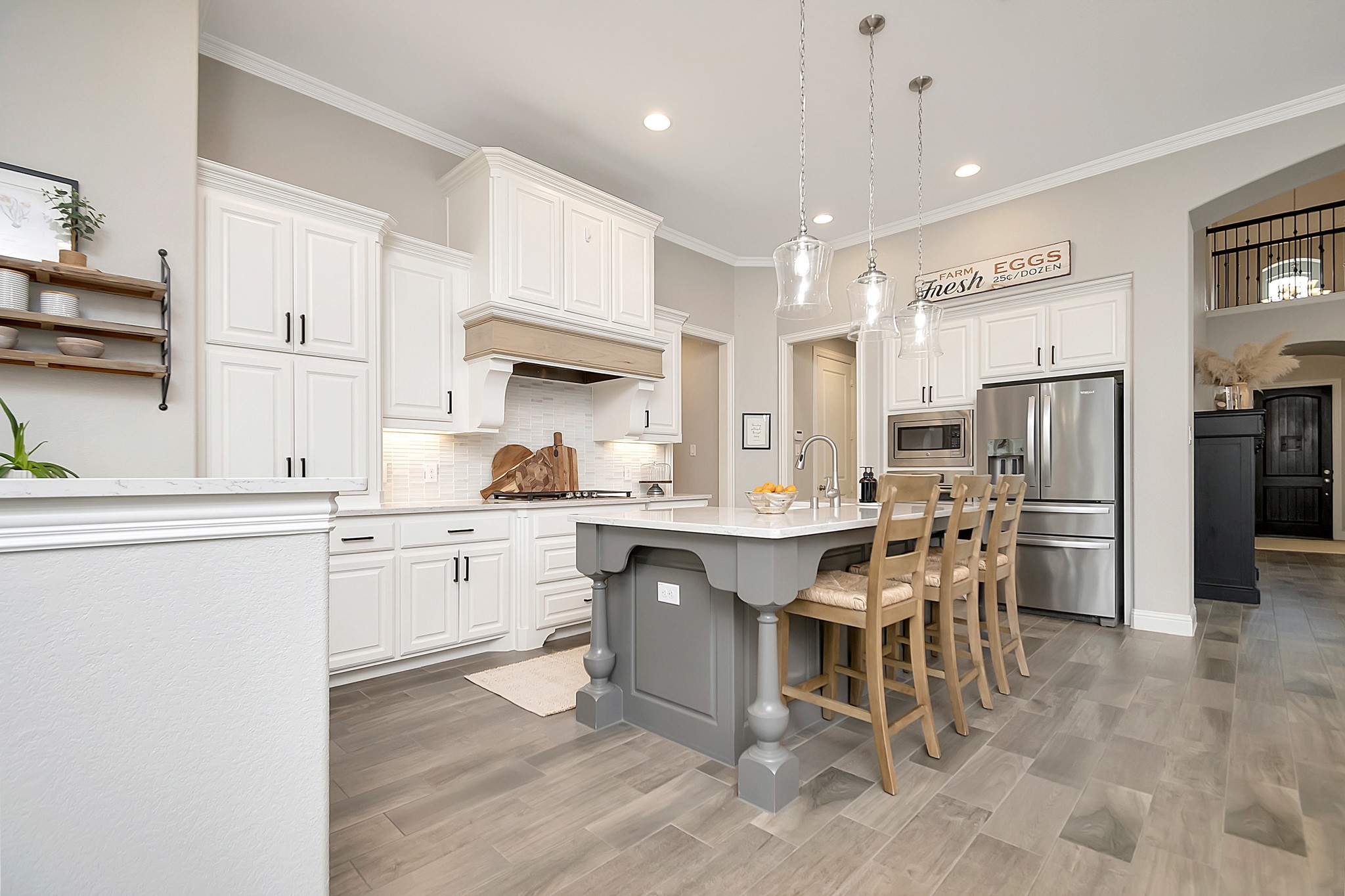 938 Lake Hills Trail