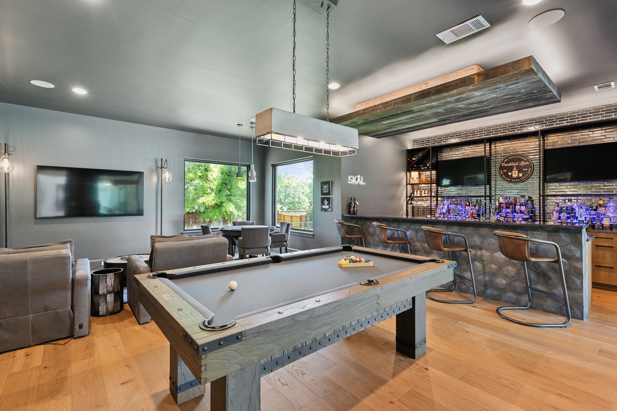 705 Lyndsey Way