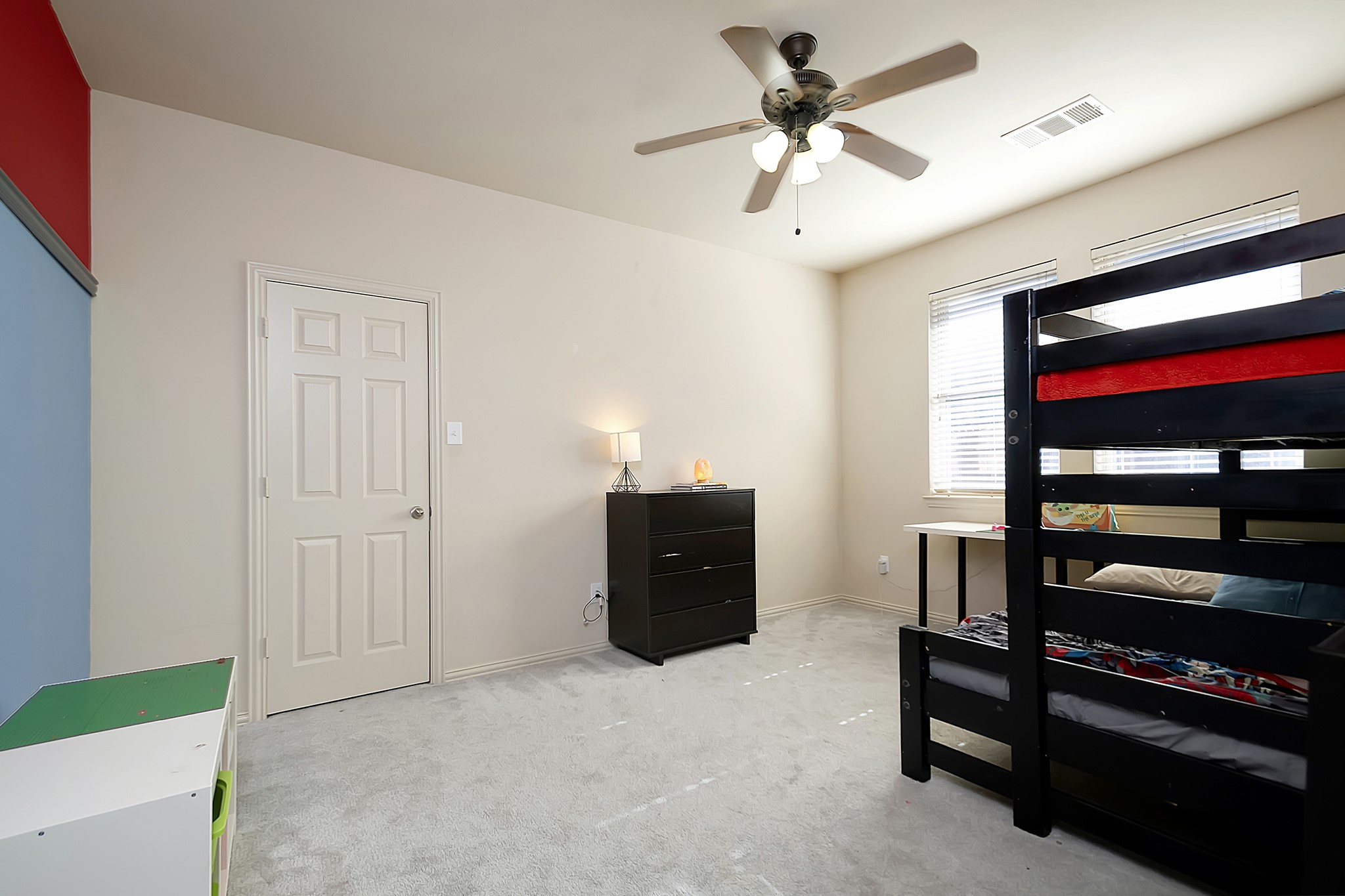 3525 Gallant Trail