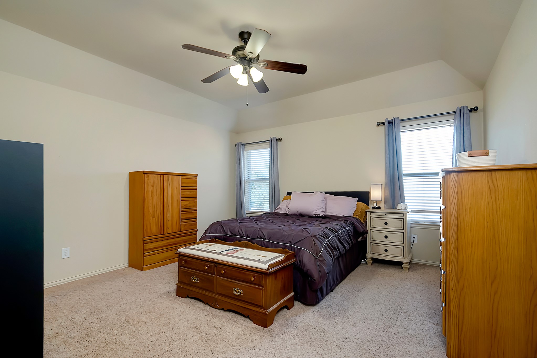 3525 Gallant Trail