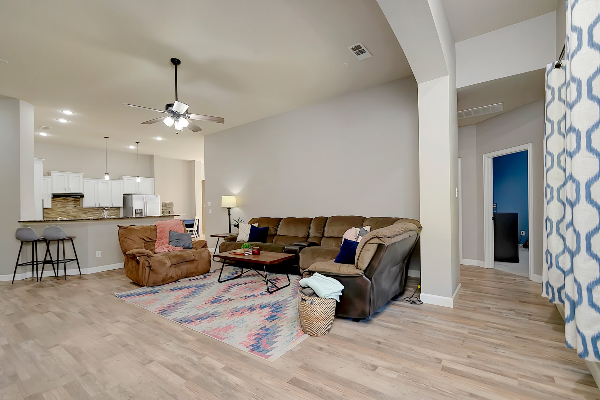3525 Gallant Trail