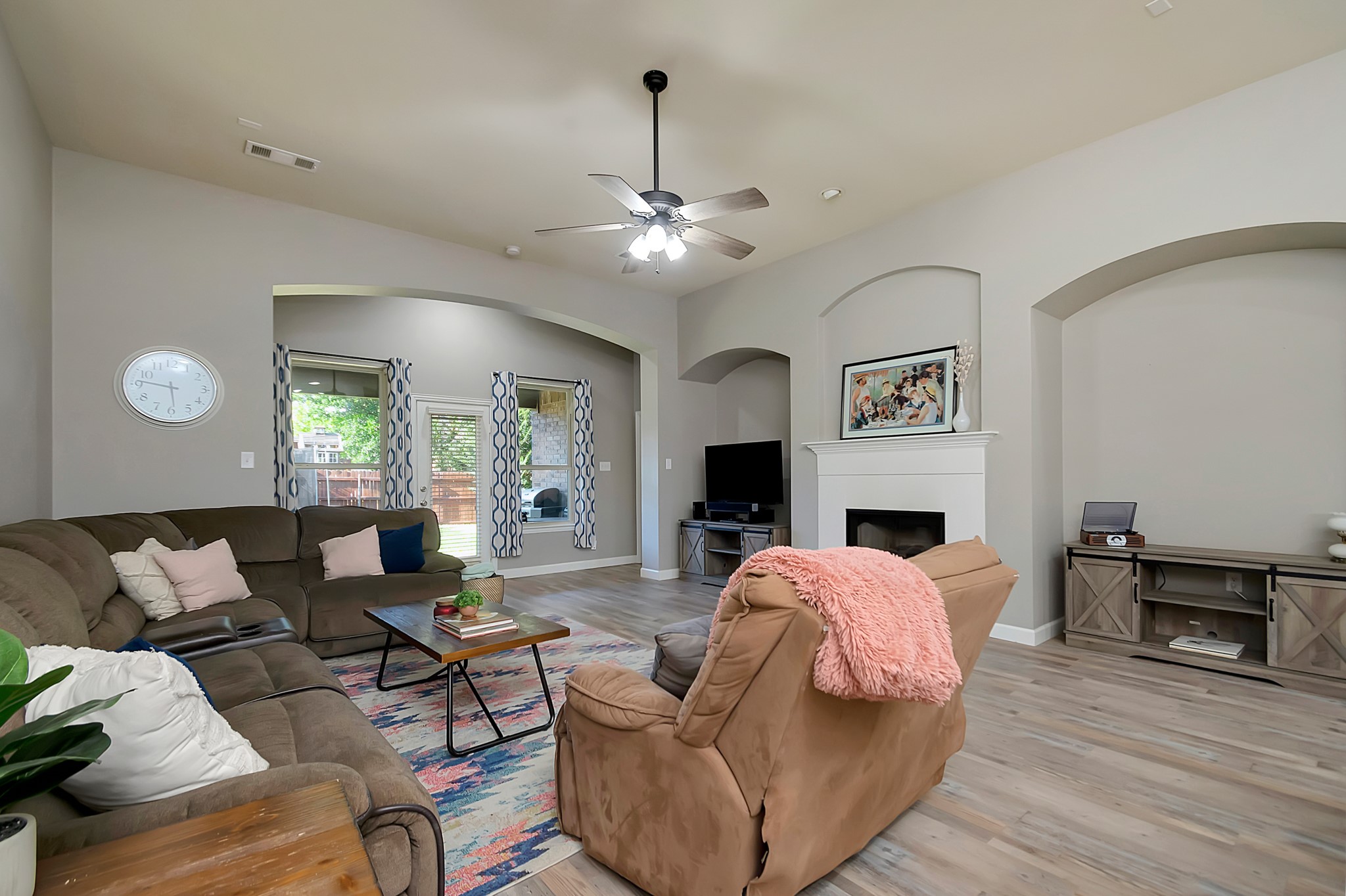 3525 Gallant Trail