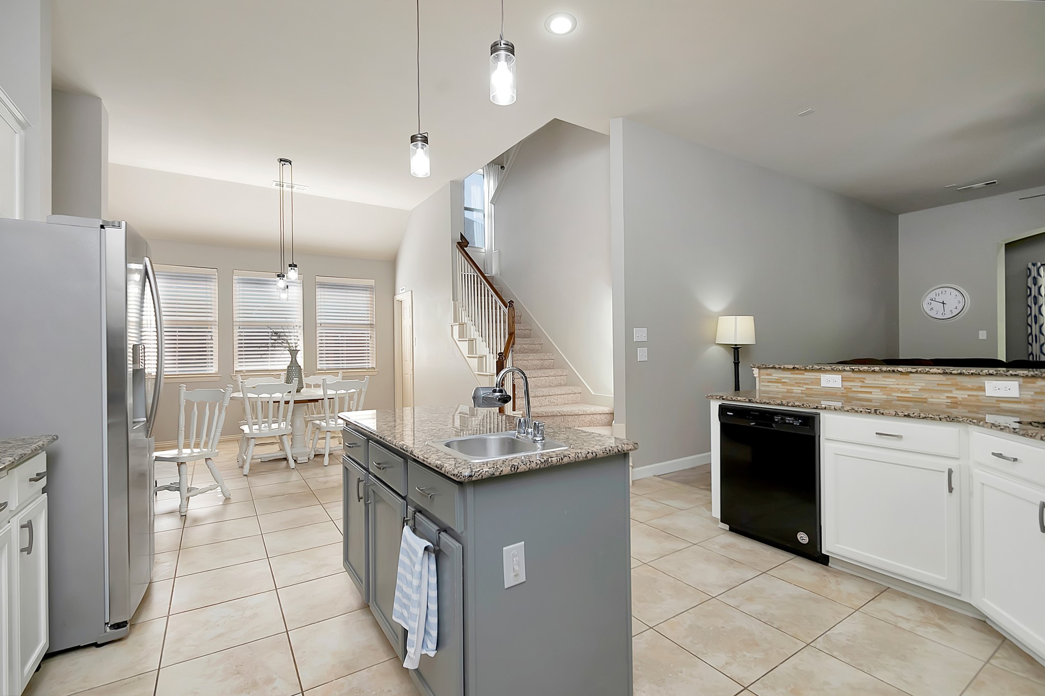 3525 Gallant Trail