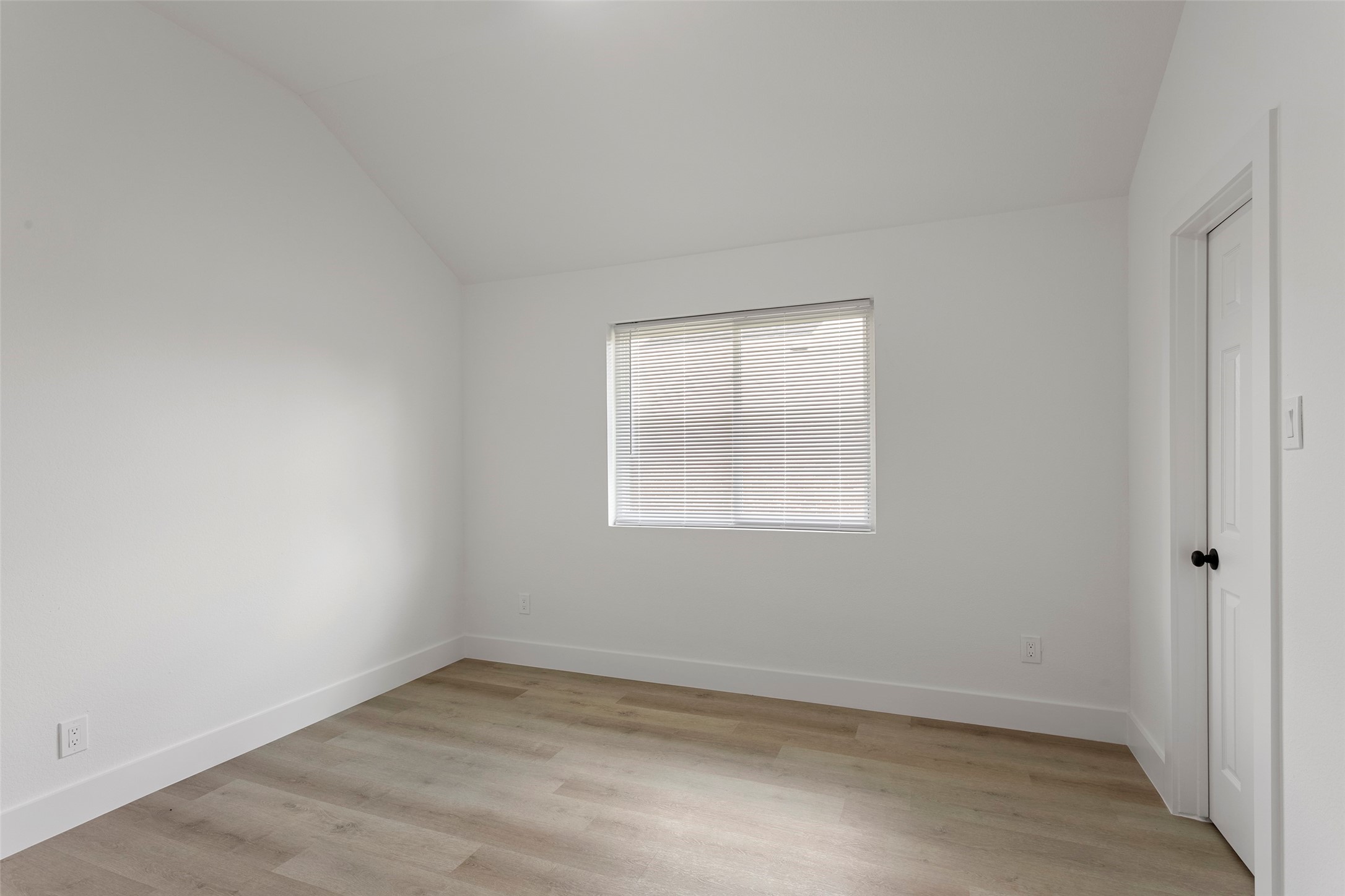 206 Charlie Way