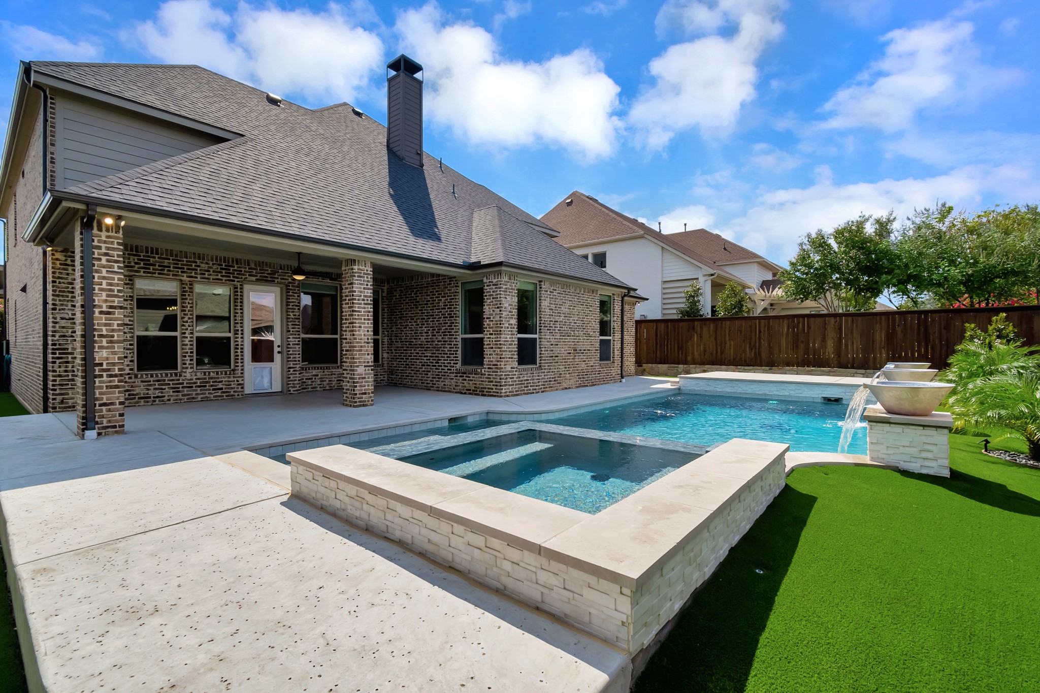 916 Champions Court