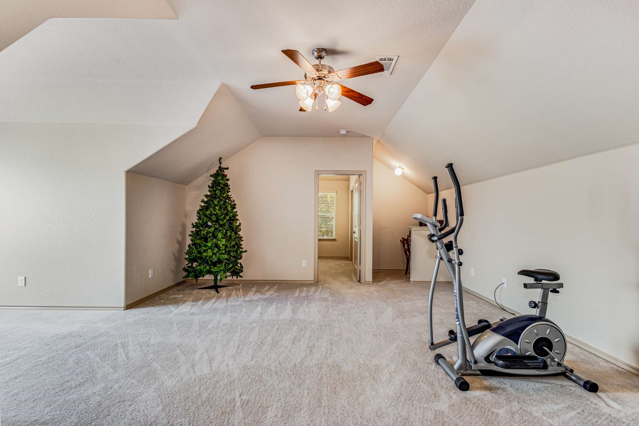 13140 Larks View Point