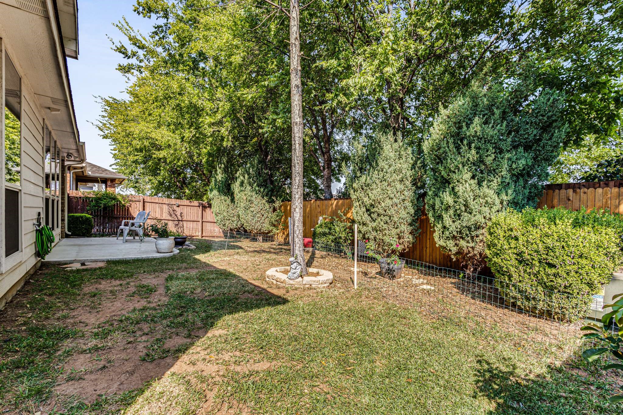 13140 Larks View Point