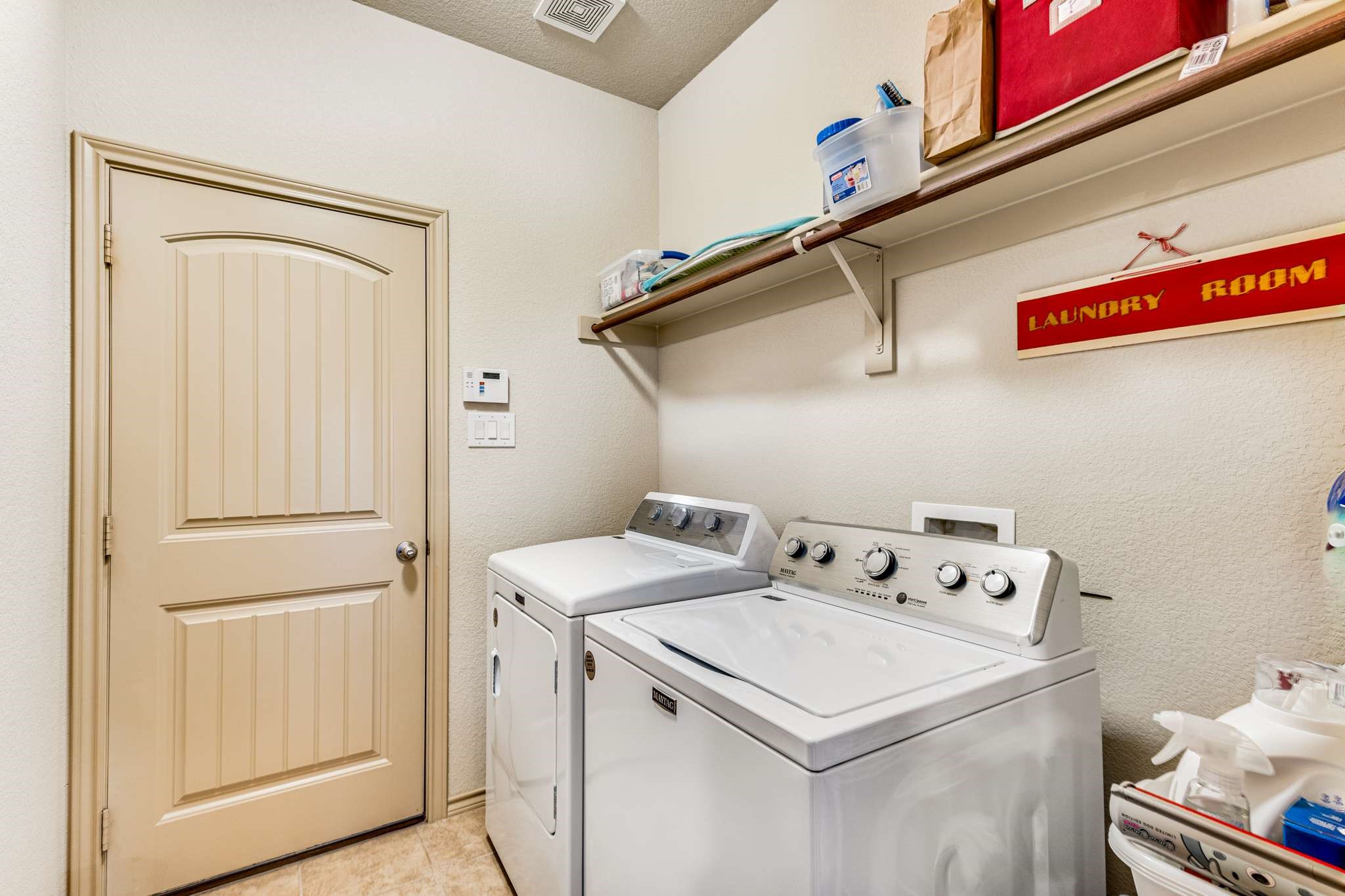 13140 Larks View Point