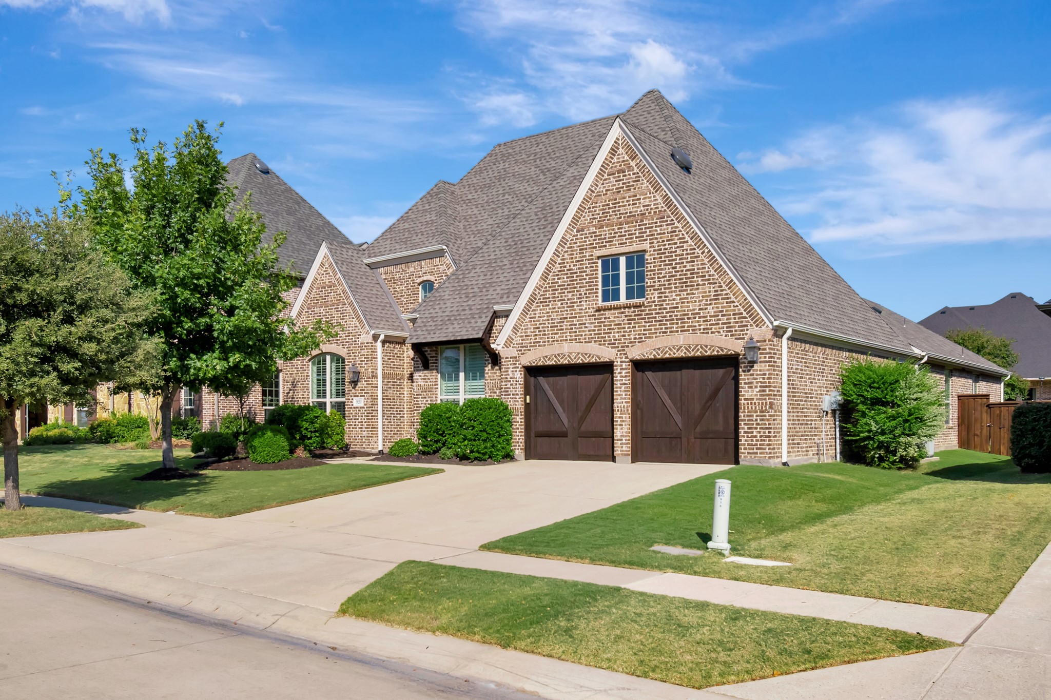 920 Highpoint Way