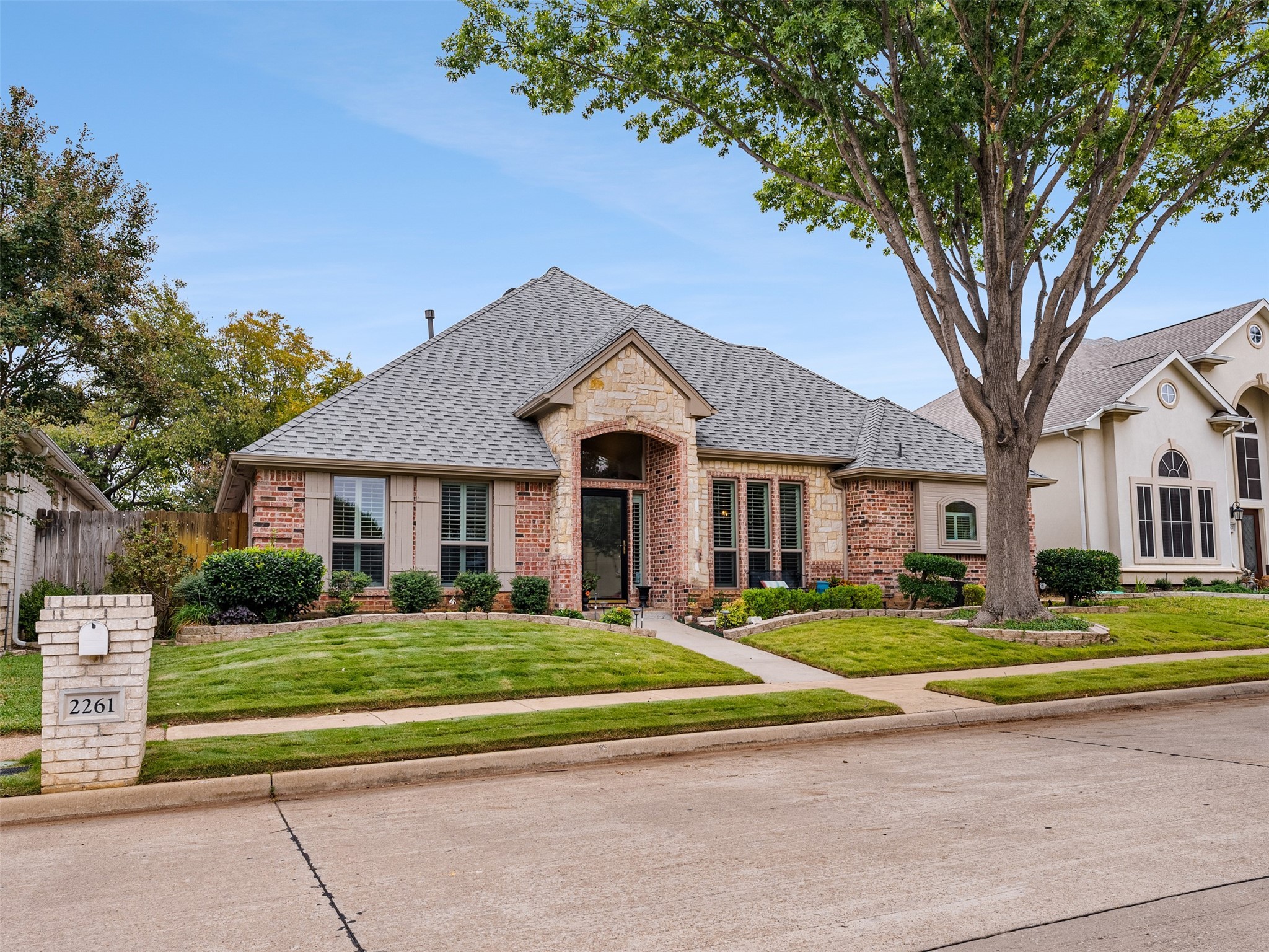 2257 Circle
