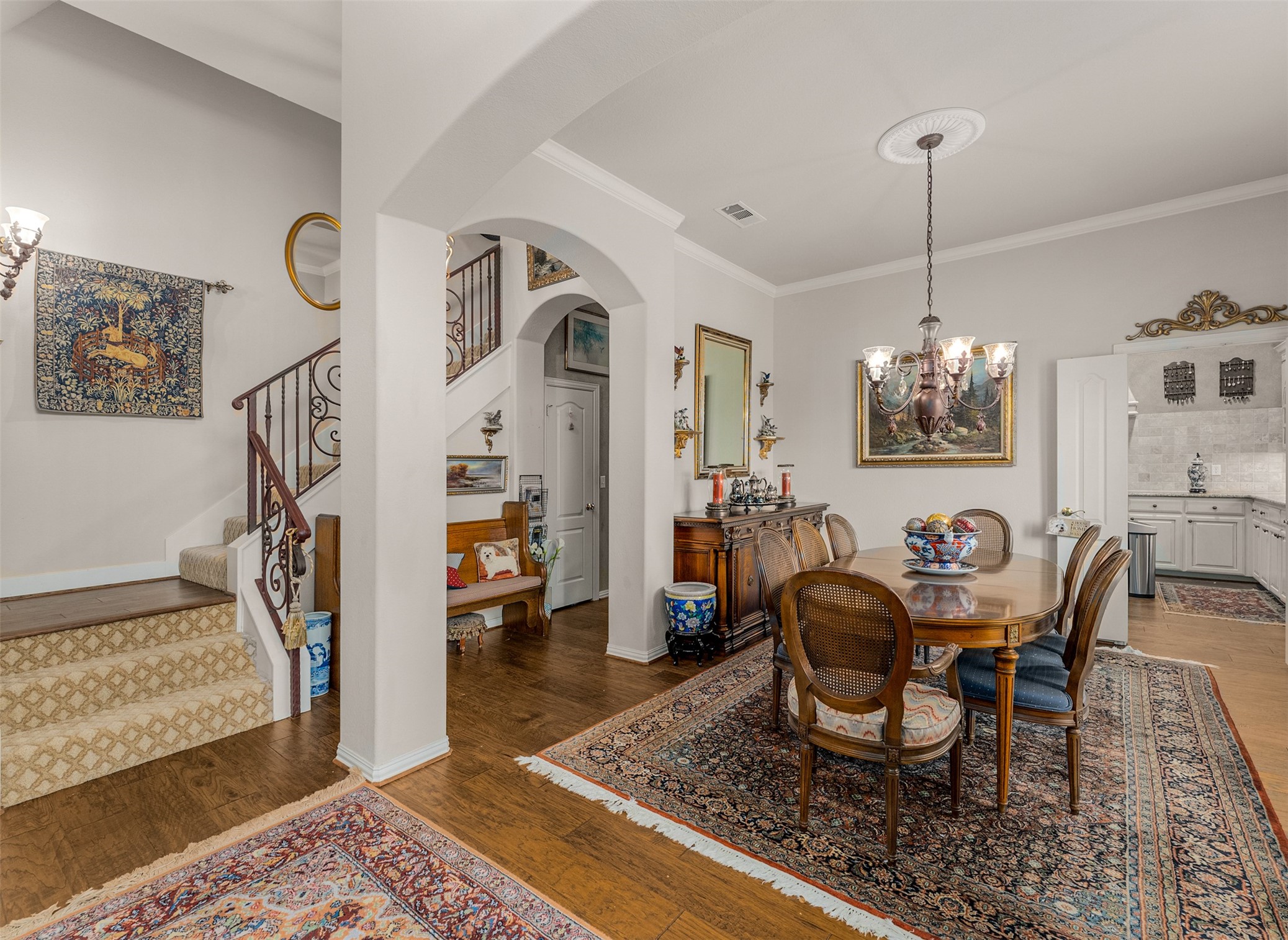2257 Circle