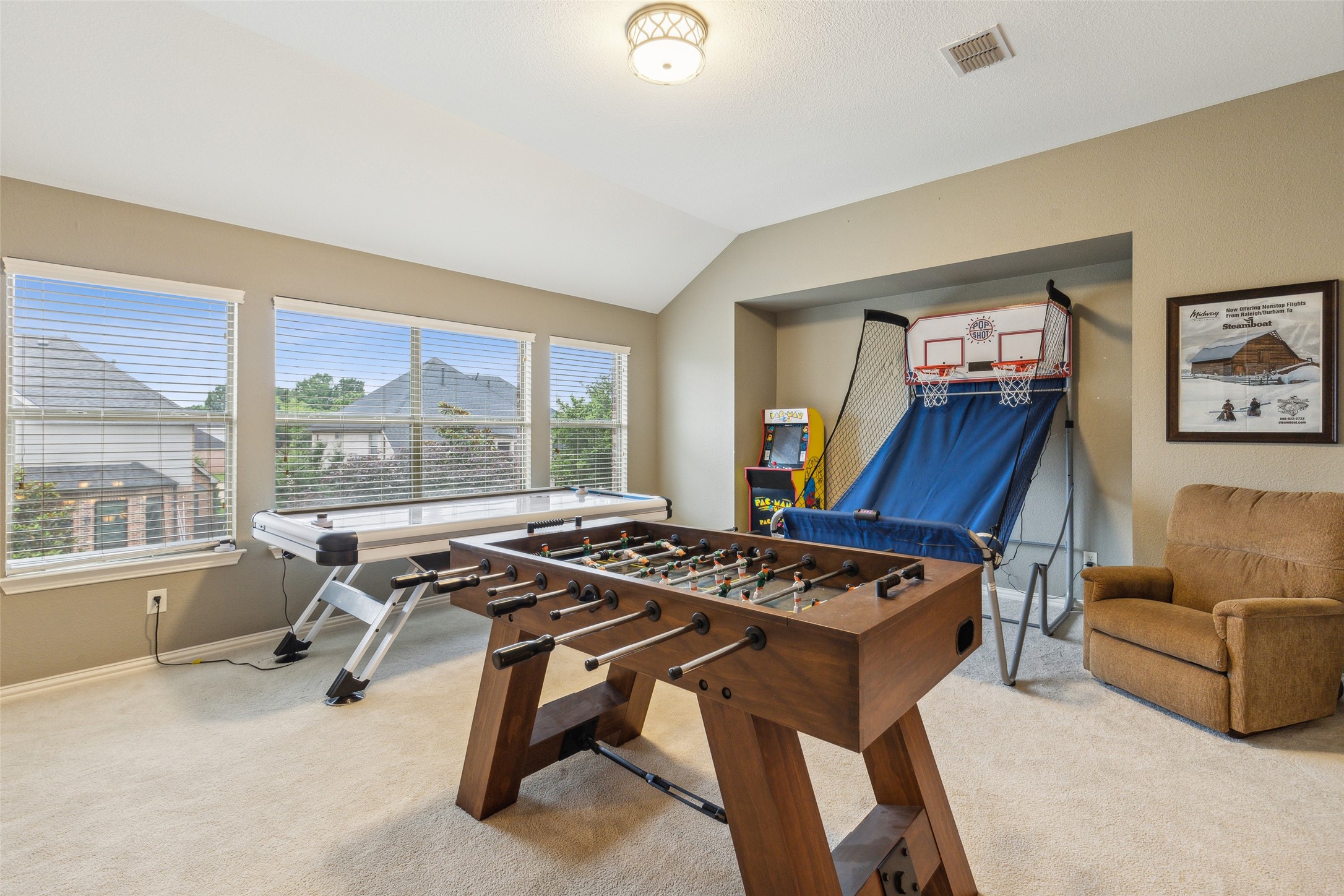2404 Lilyfield Drive