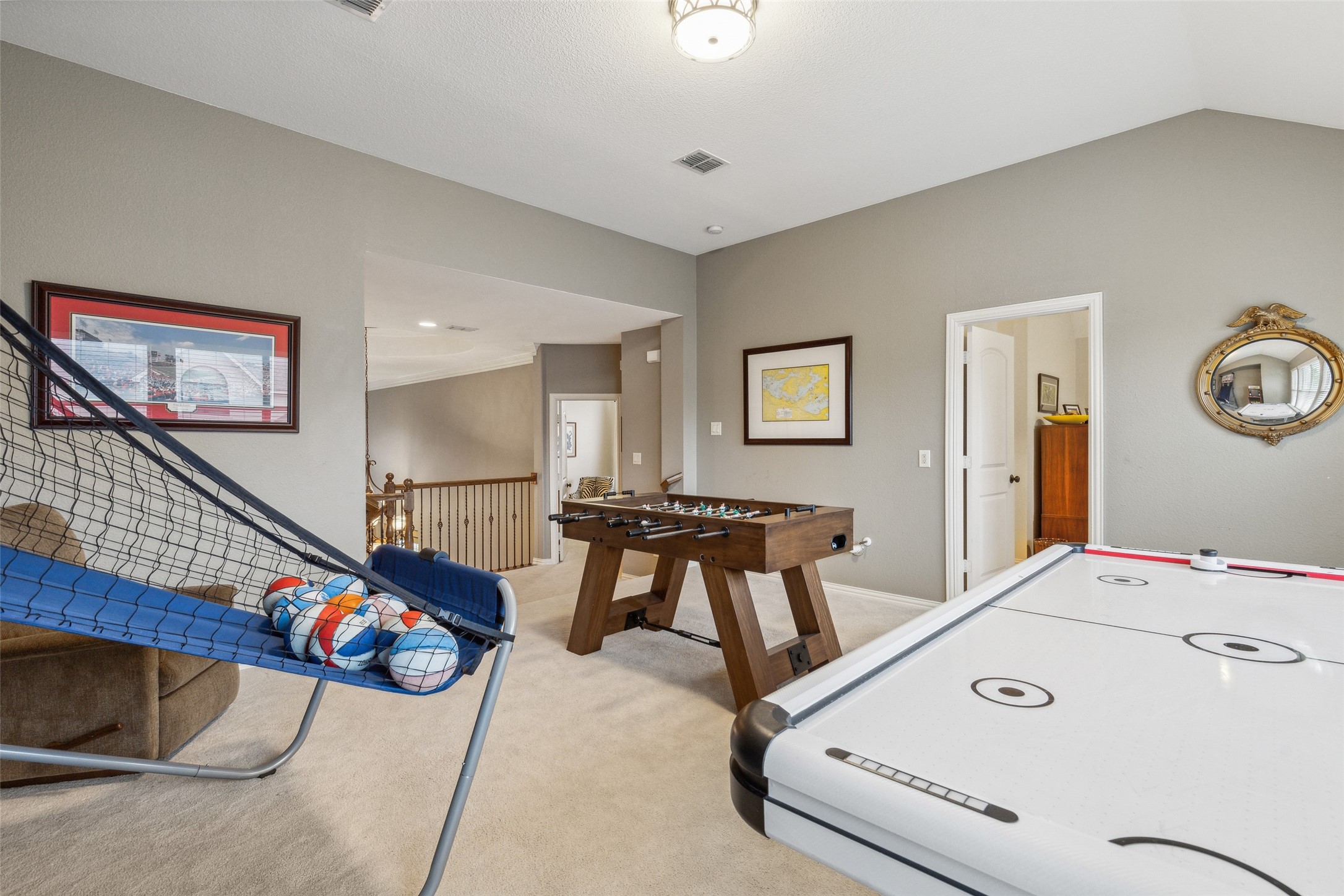 2404 Lilyfield Drive