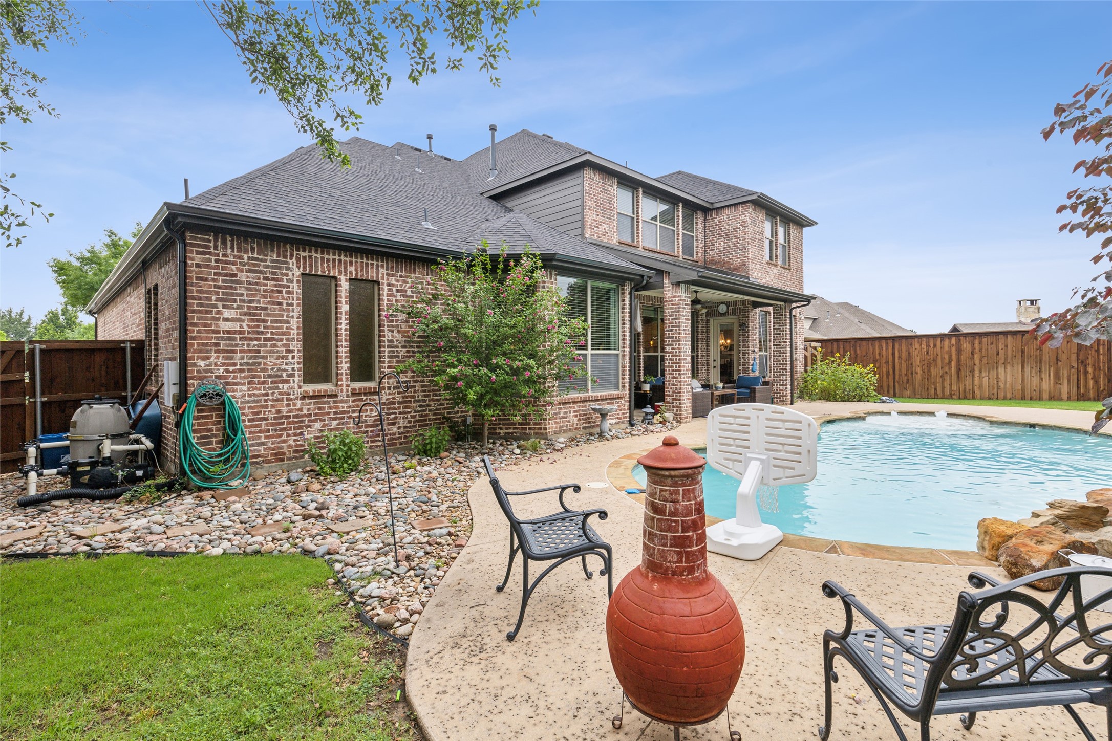2404 Lilyfield Drive