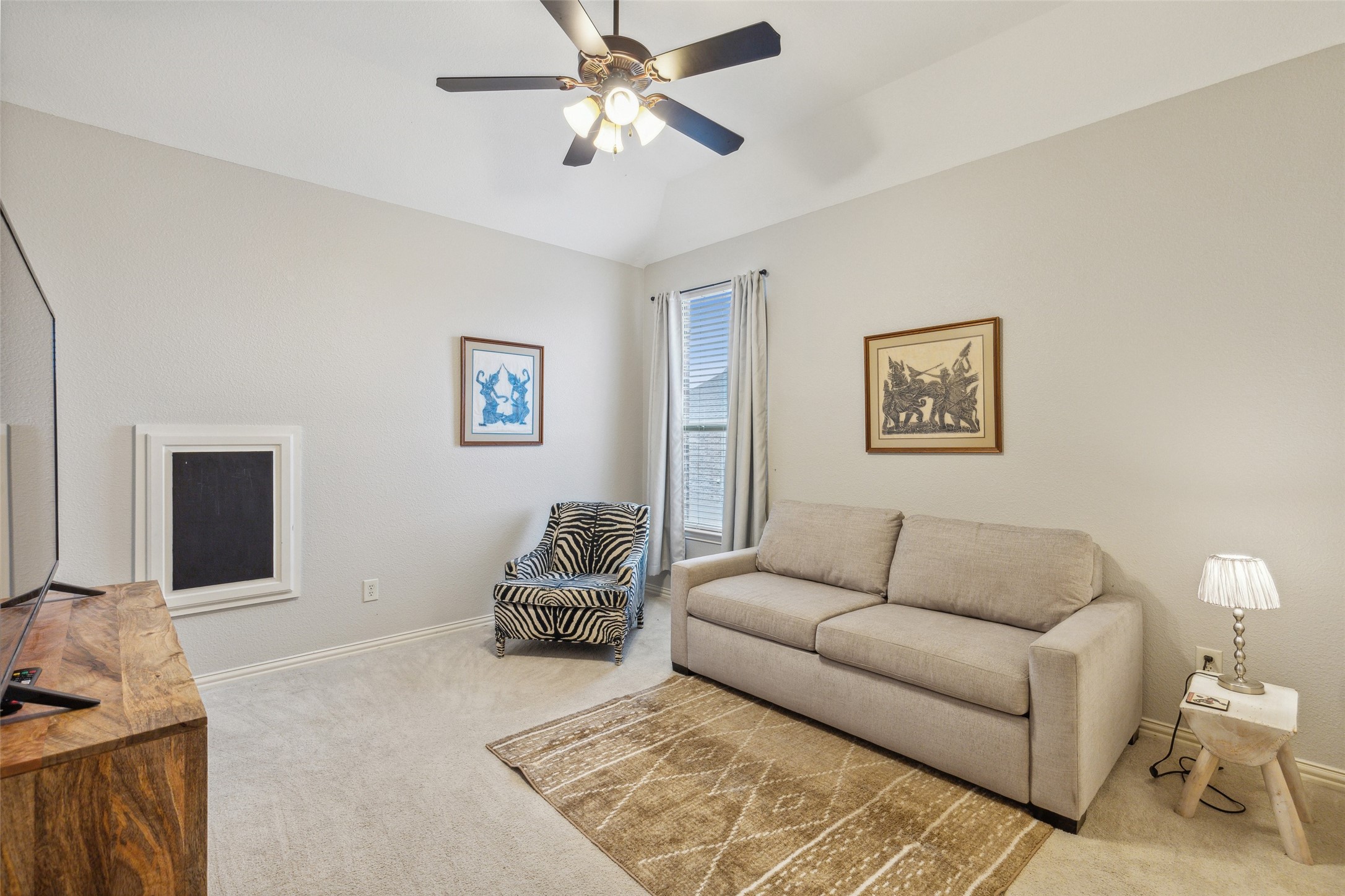2404 Lilyfield Drive