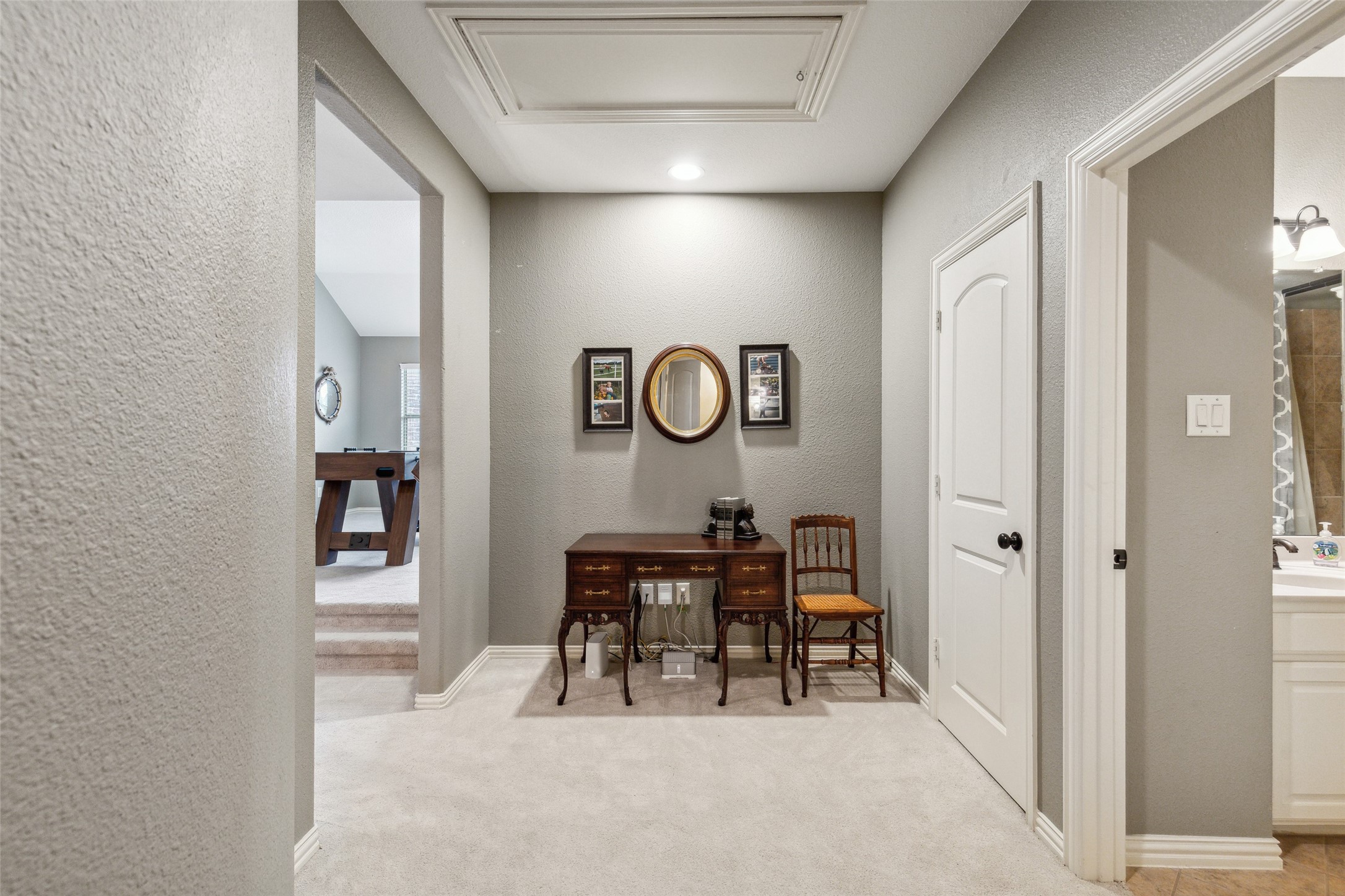 2404 Lilyfield Drive