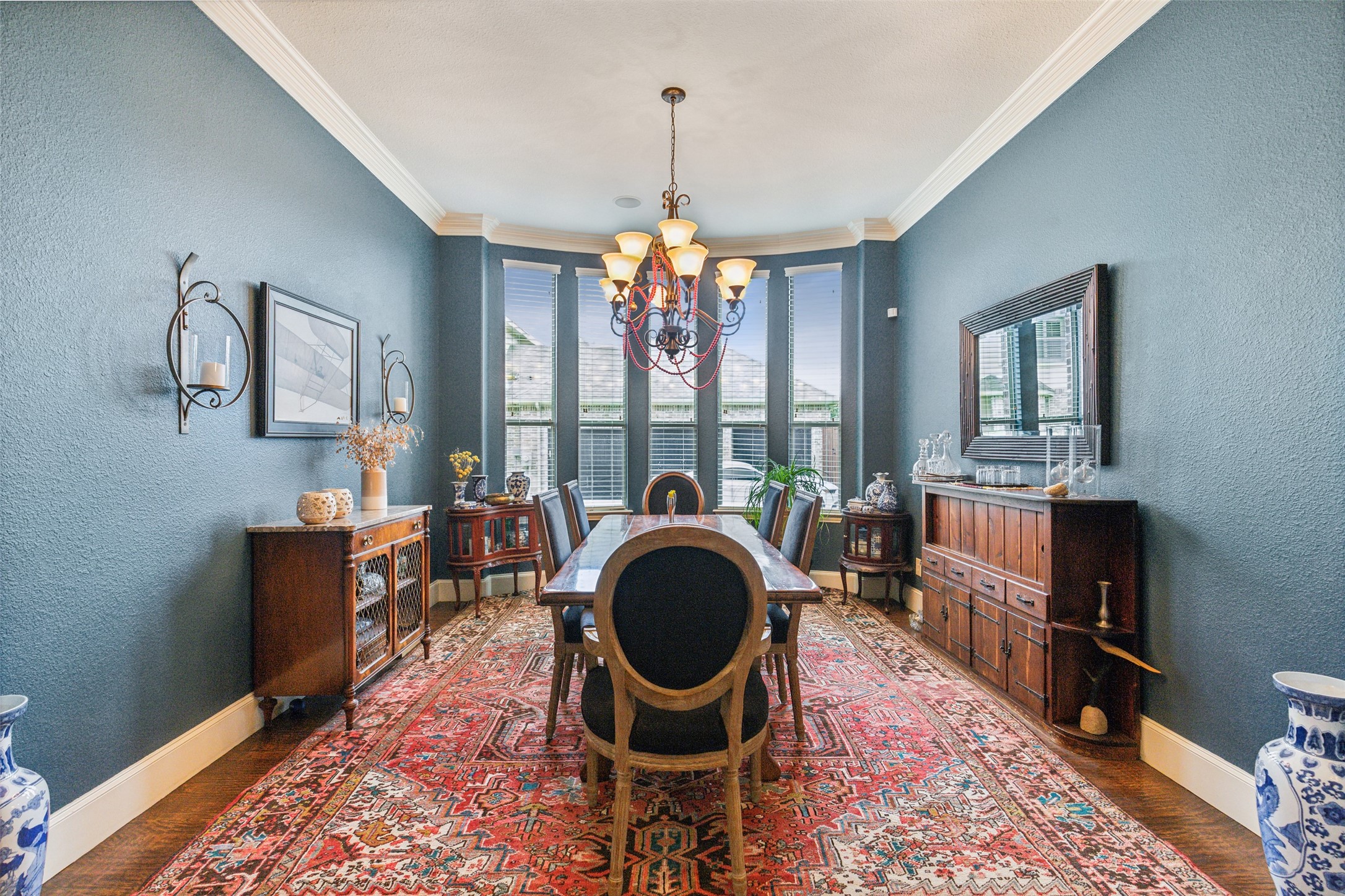 2404 Lilyfield Drive