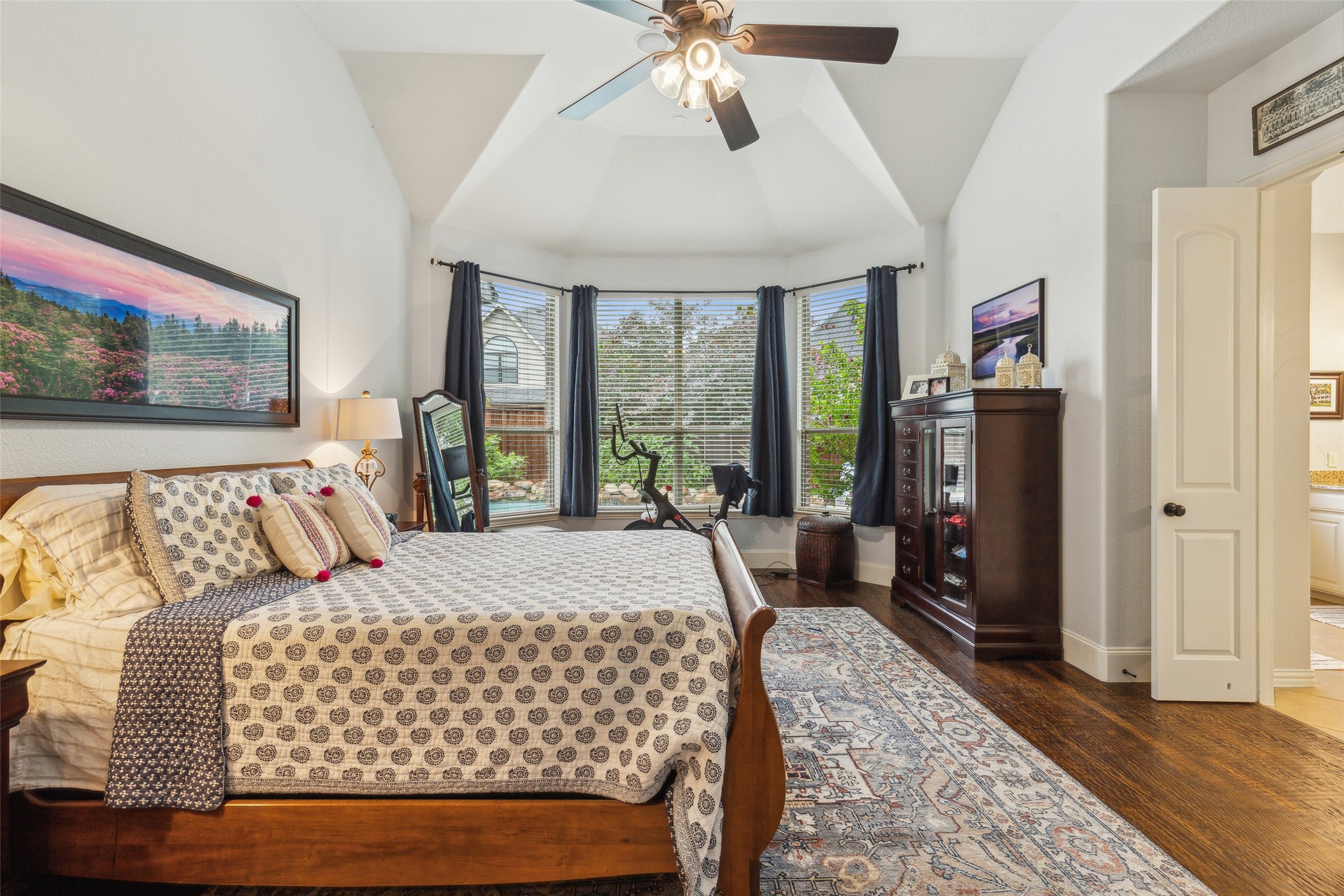 2404 Lilyfield Drive