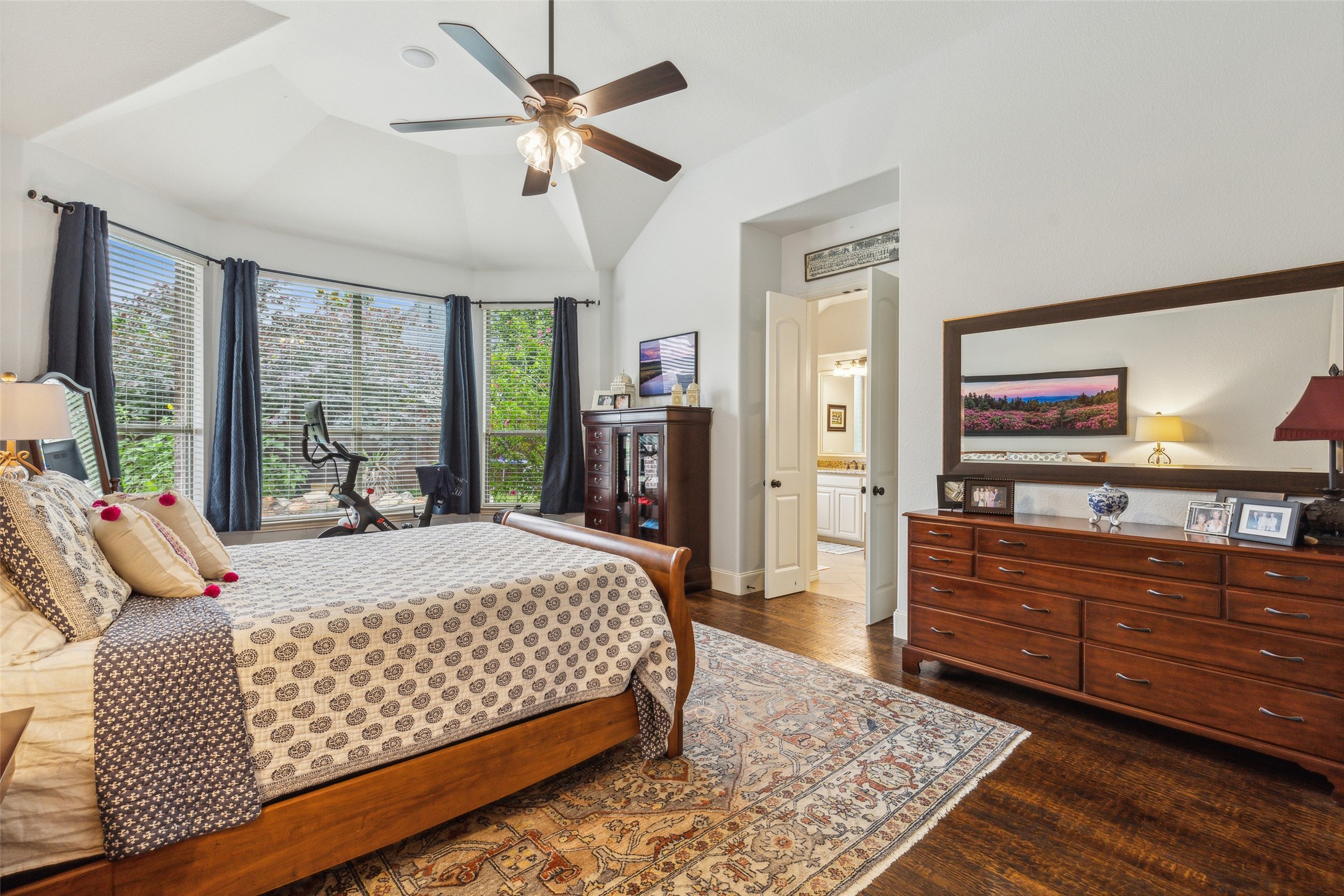 2404 Lilyfield Drive